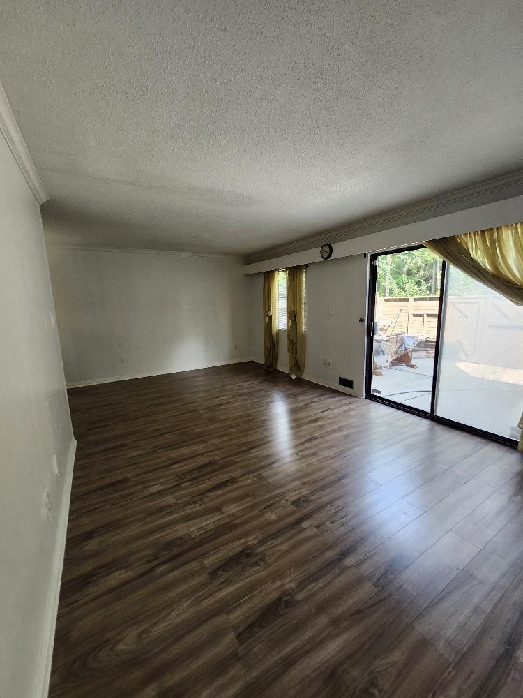 121 14159 104 Avenue, Surrey, British Columbia  V3T 1X6 - Photo 4 - R3038797