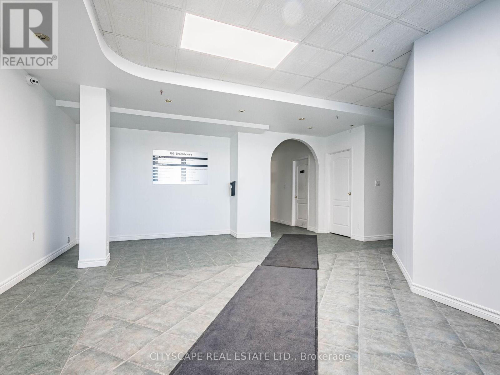 202 - 105 Brockhouse Road, Toronto, Ontario  M8W 2W8 - Photo 4 - W12353683
