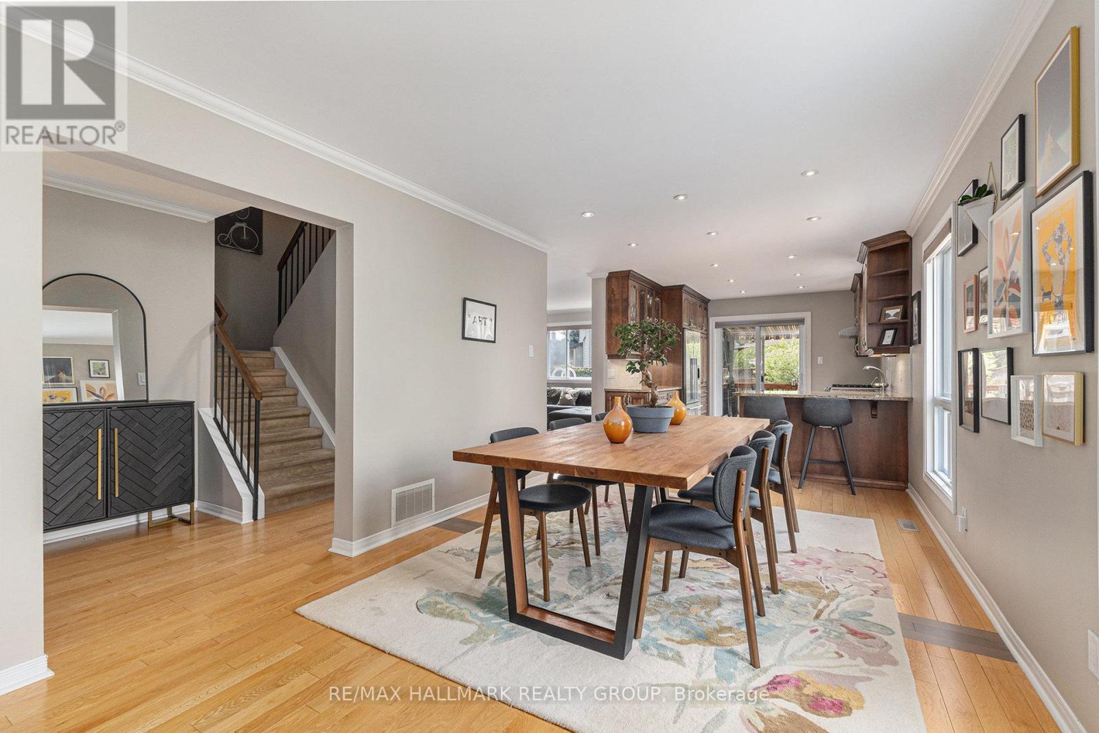 68 Hewitt Court, Ottawa, Ontario  K2L 3R3 - Photo 10 - X12353950