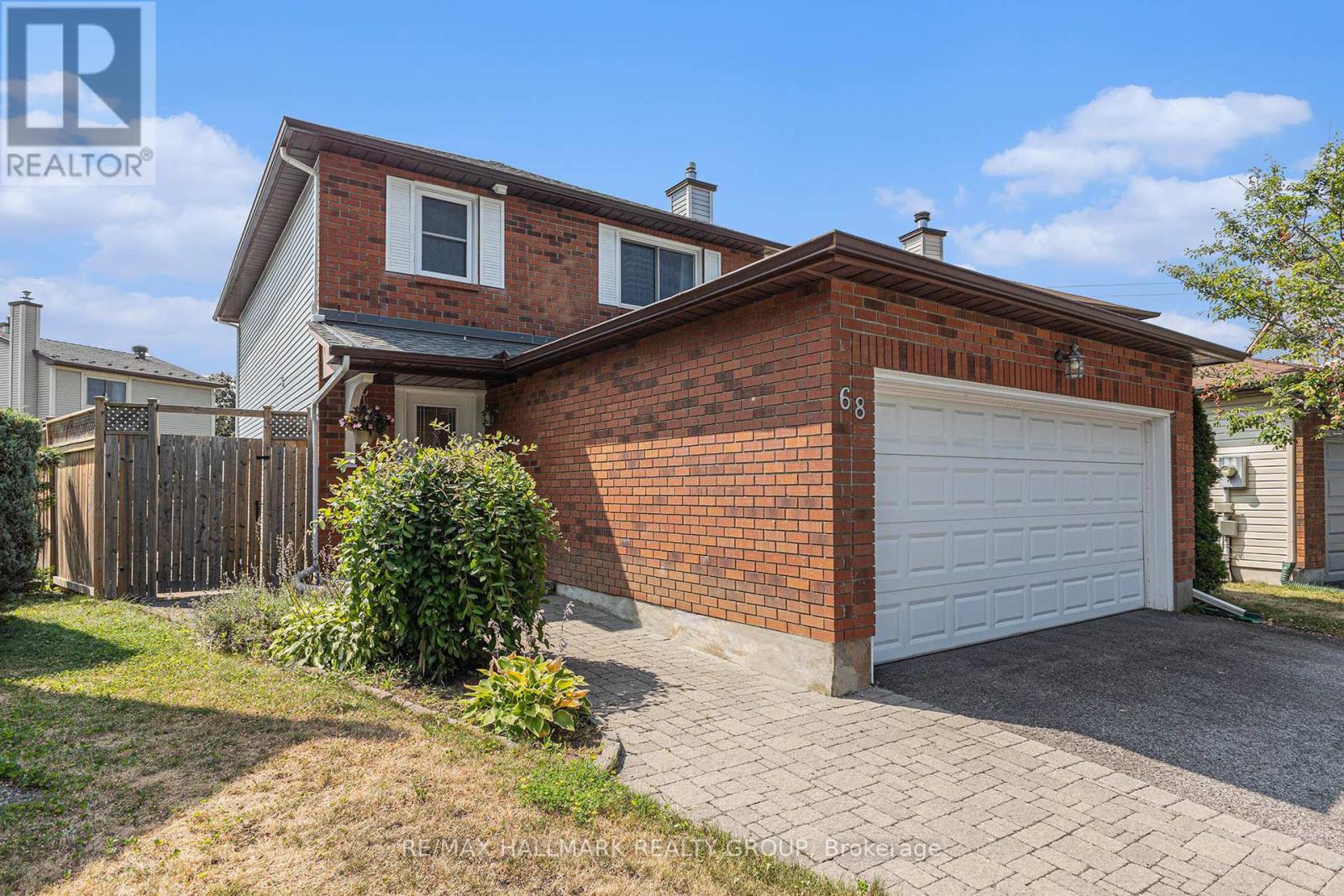 68 Hewitt Court, Ottawa, Ontario  K2L 3R3 - Photo 2 - X12353950