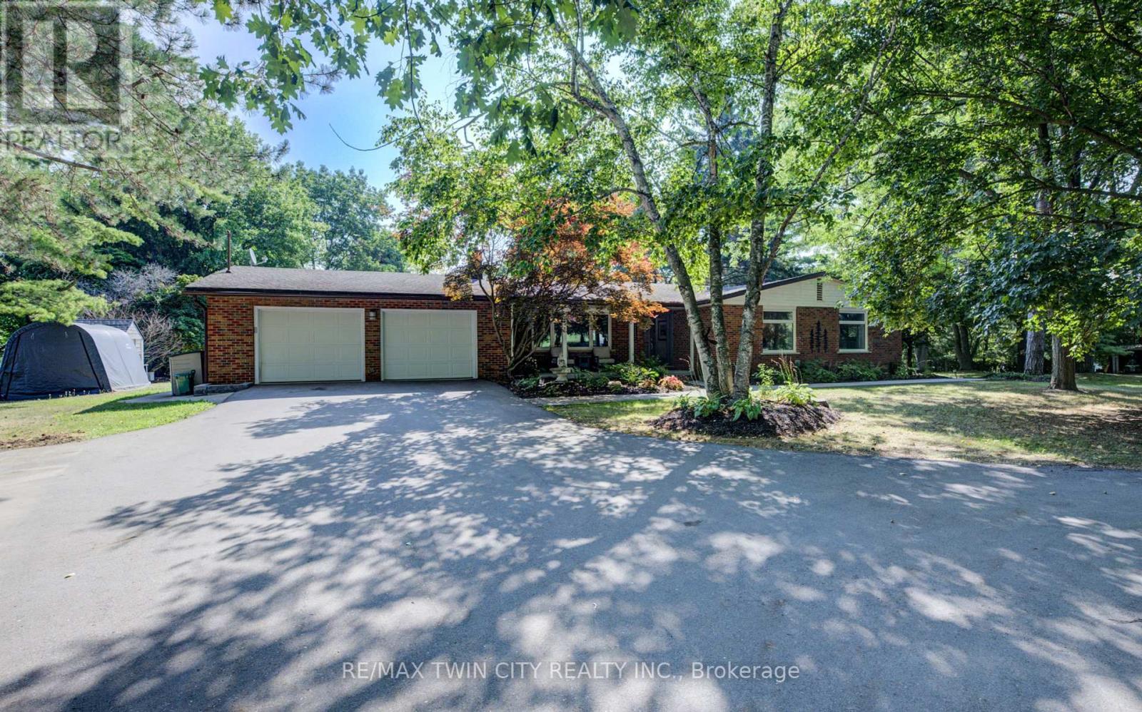 2080 Beaverdale Road, Cambridge, Ontario  N3H 4R7 - Photo 2 - X12353933
