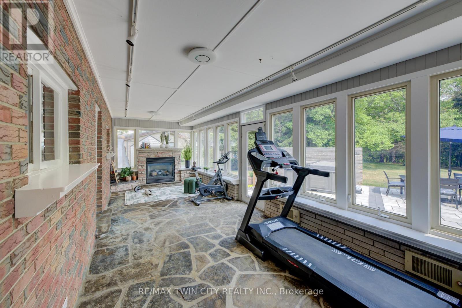 2080 Beaverdale Road, Cambridge, Ontario  N3H 4R7 - Photo 20 - X12353933
