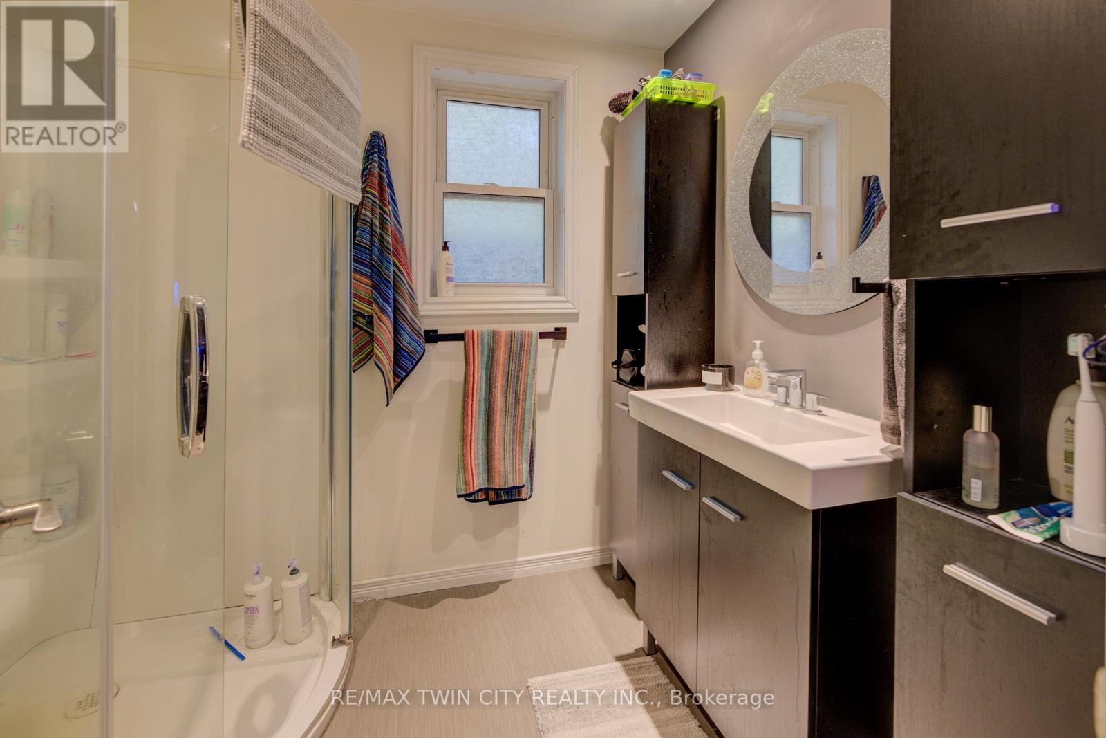 2080 Beaverdale Road, Cambridge, Ontario  N3H 4R7 - Photo 32 - X12353933