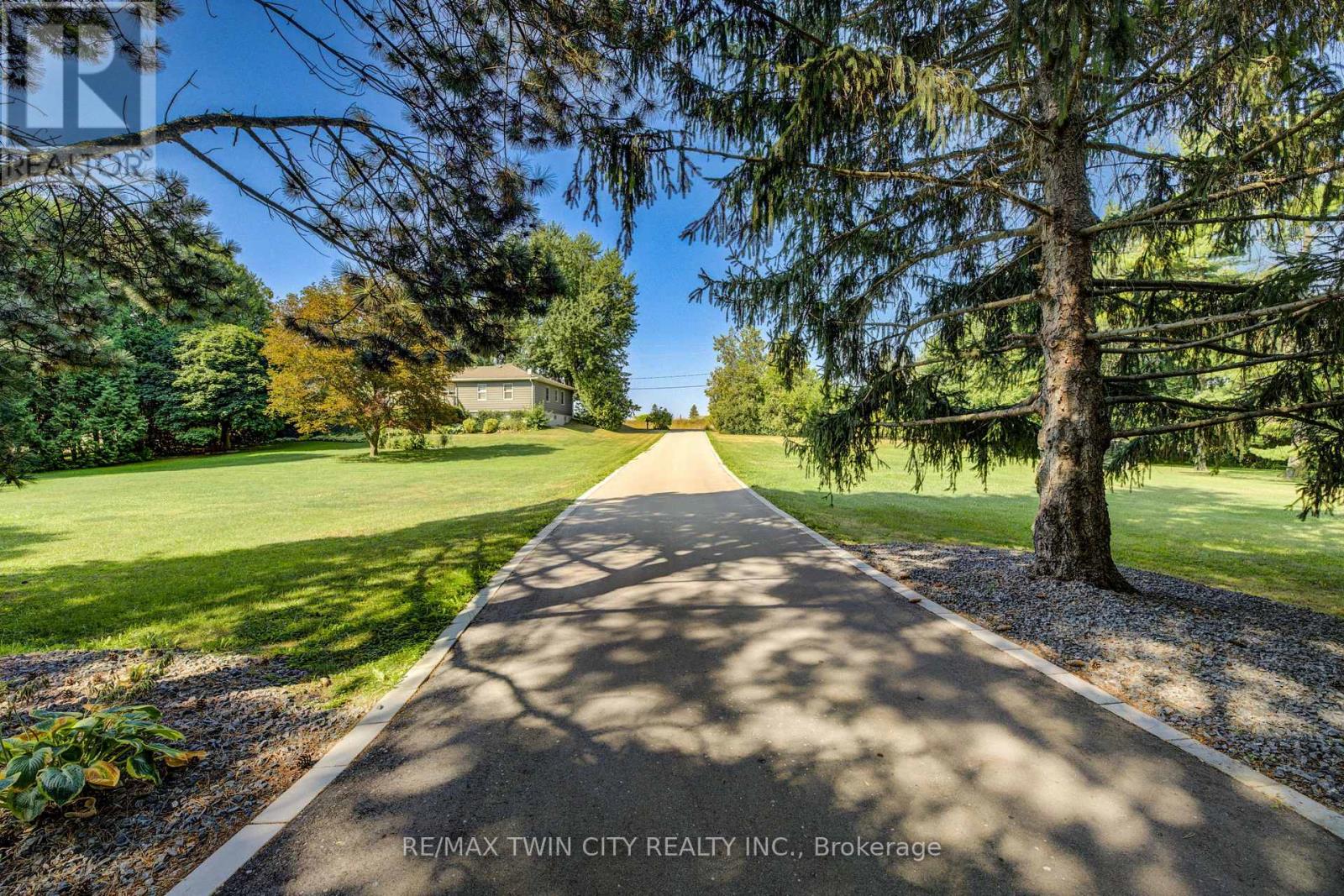 2080 Beaverdale Road, Cambridge, Ontario  N3H 4R7 - Photo 47 - X12353933