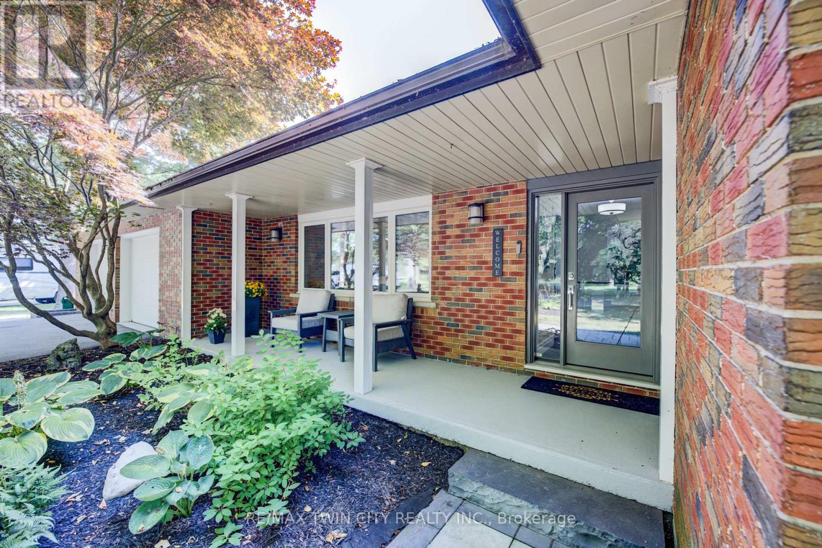 2080 Beaverdale Road, Cambridge, Ontario  N3H 4R7 - Photo 5 - X12353933