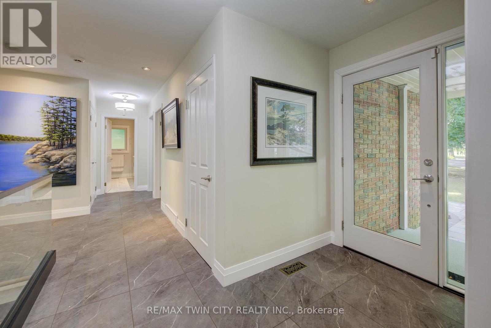 2080 Beaverdale Road, Cambridge, Ontario  N3H 4R7 - Photo 6 - X12353933