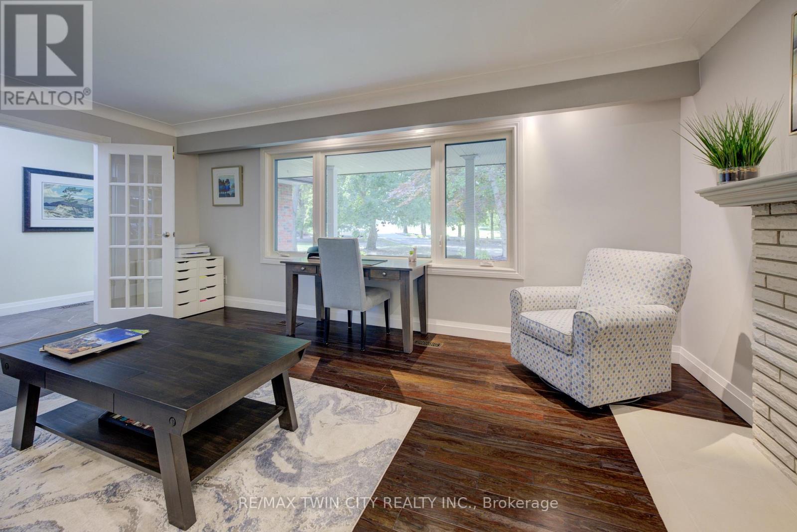 2080 Beaverdale Road, Cambridge, Ontario  N3H 4R7 - Photo 9 - X12353933