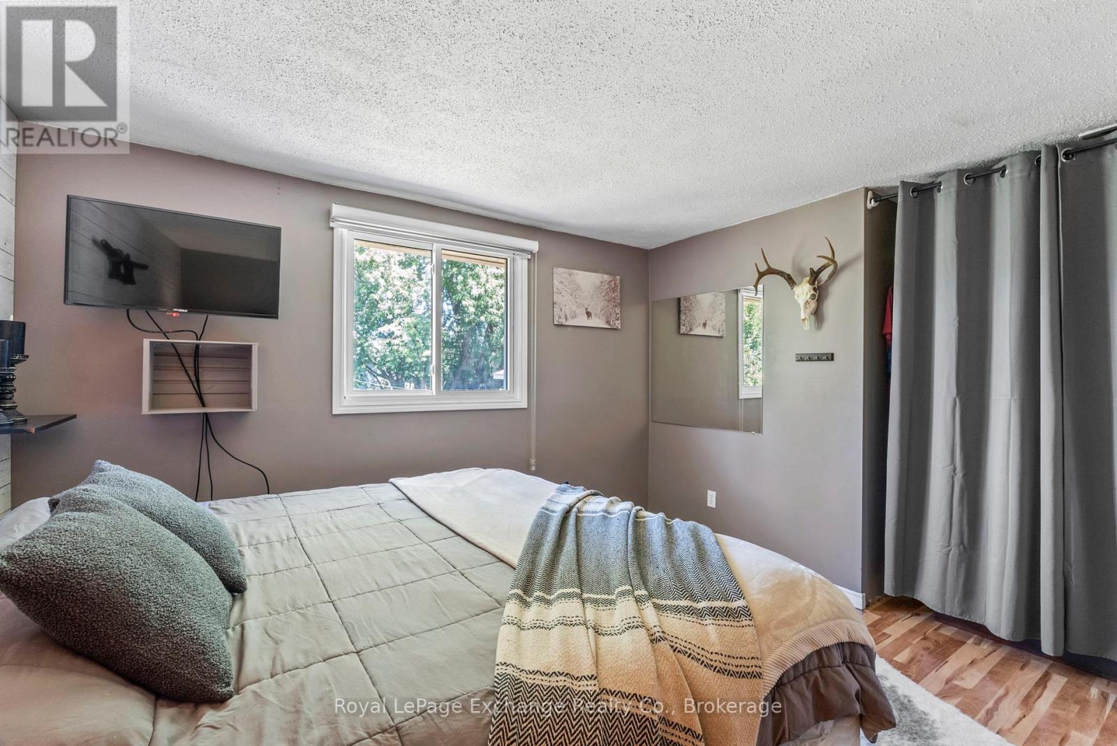 759 Palmateer Drive, Kincardine, Ontario  N2Z 1R8 - Photo 15 - X12353957