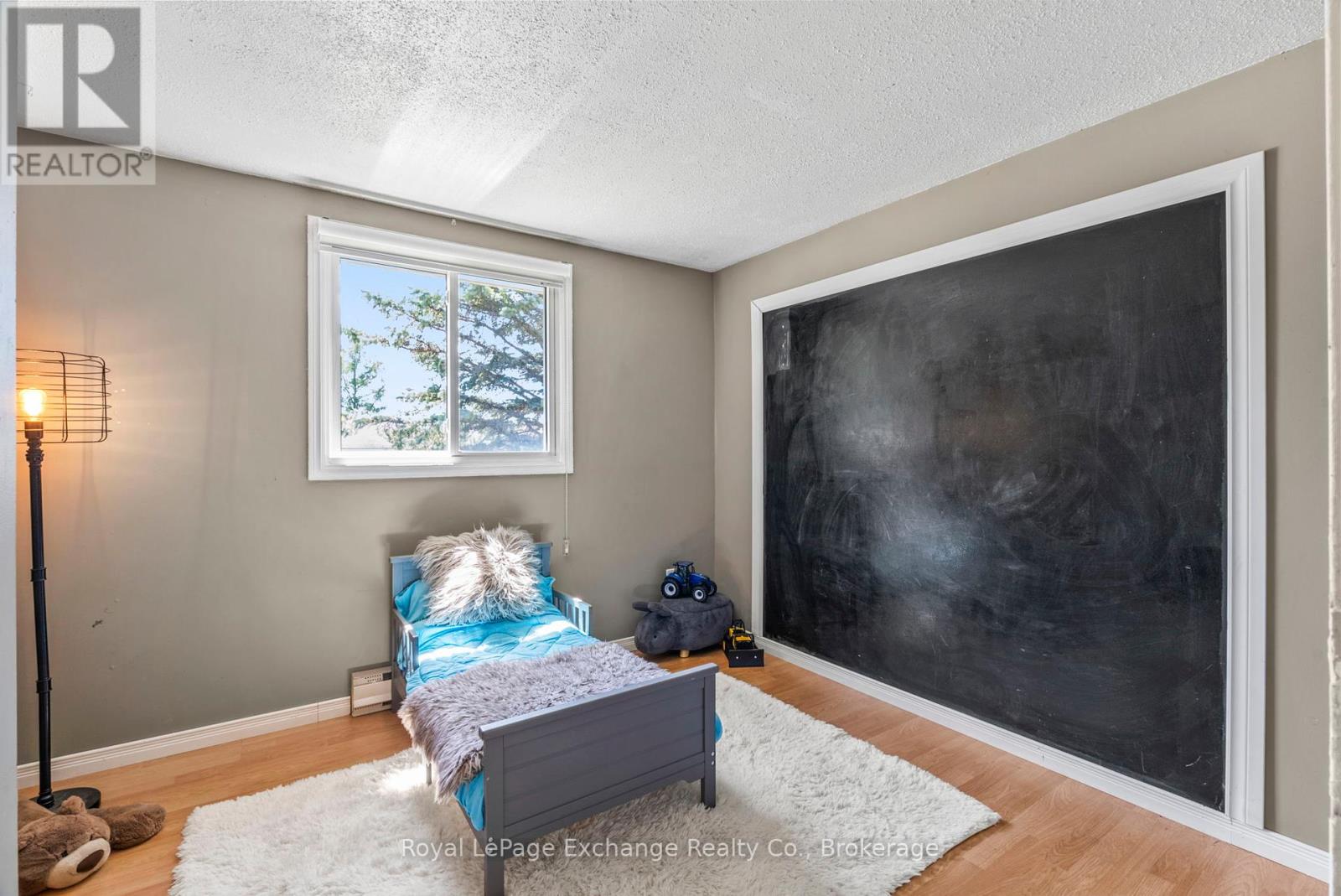759 Palmateer Drive, Kincardine, Ontario  N2Z 1R8 - Photo 17 - X12353957