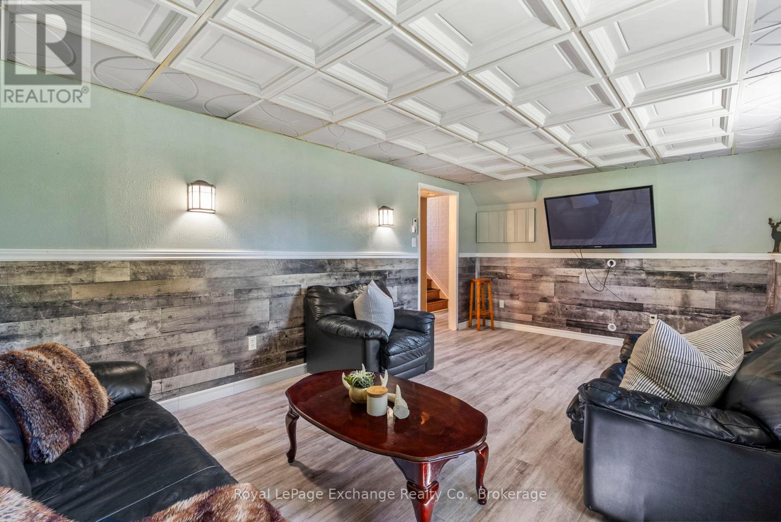 759 Palmateer Drive, Kincardine, Ontario  N2Z 1R8 - Photo 21 - X12353957