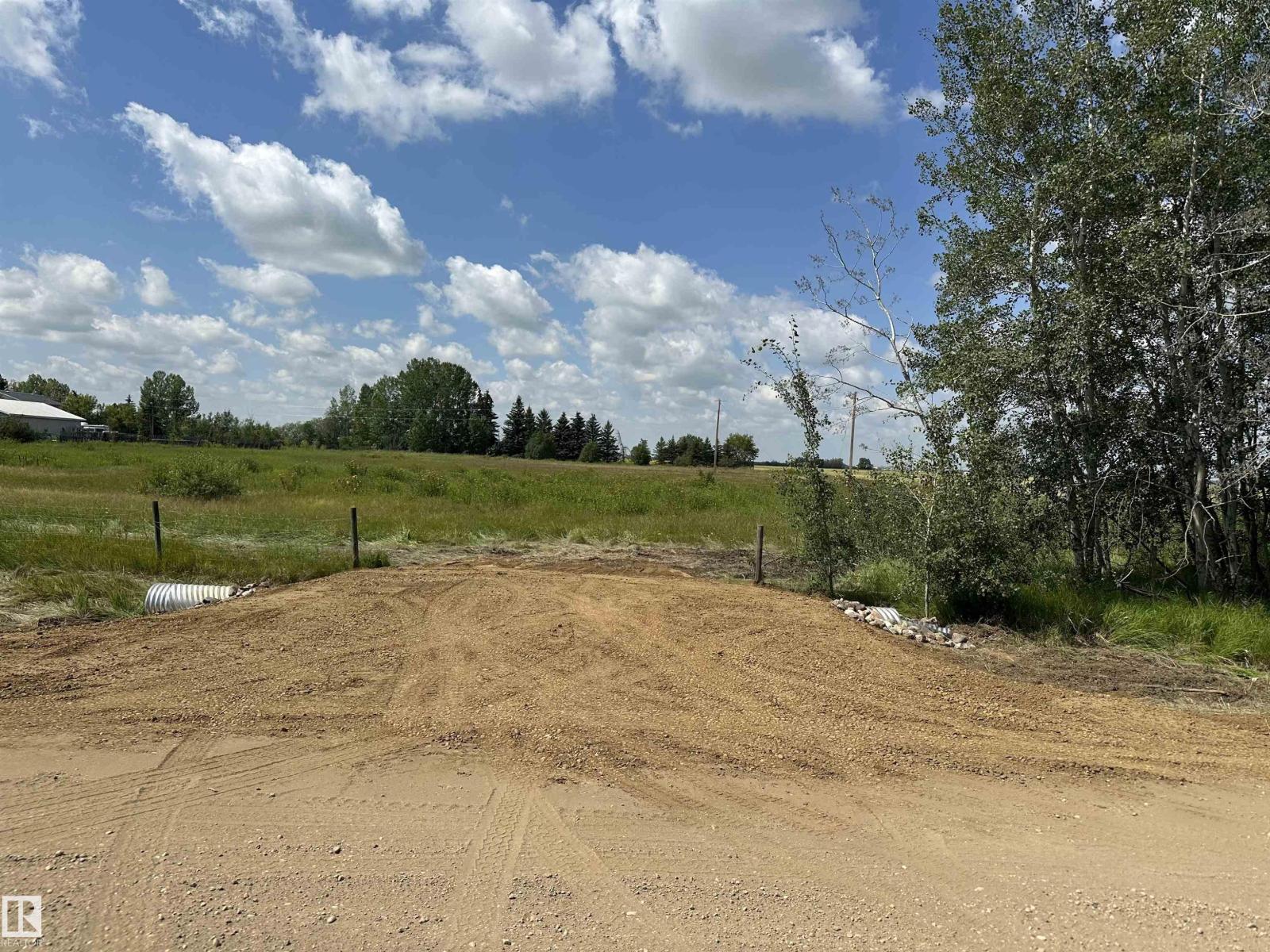 Hwy 613 Rge Rd 235, Rural Wetaskiwin County, Alberta  T0C 1Z0 - Photo 4 - E4445110