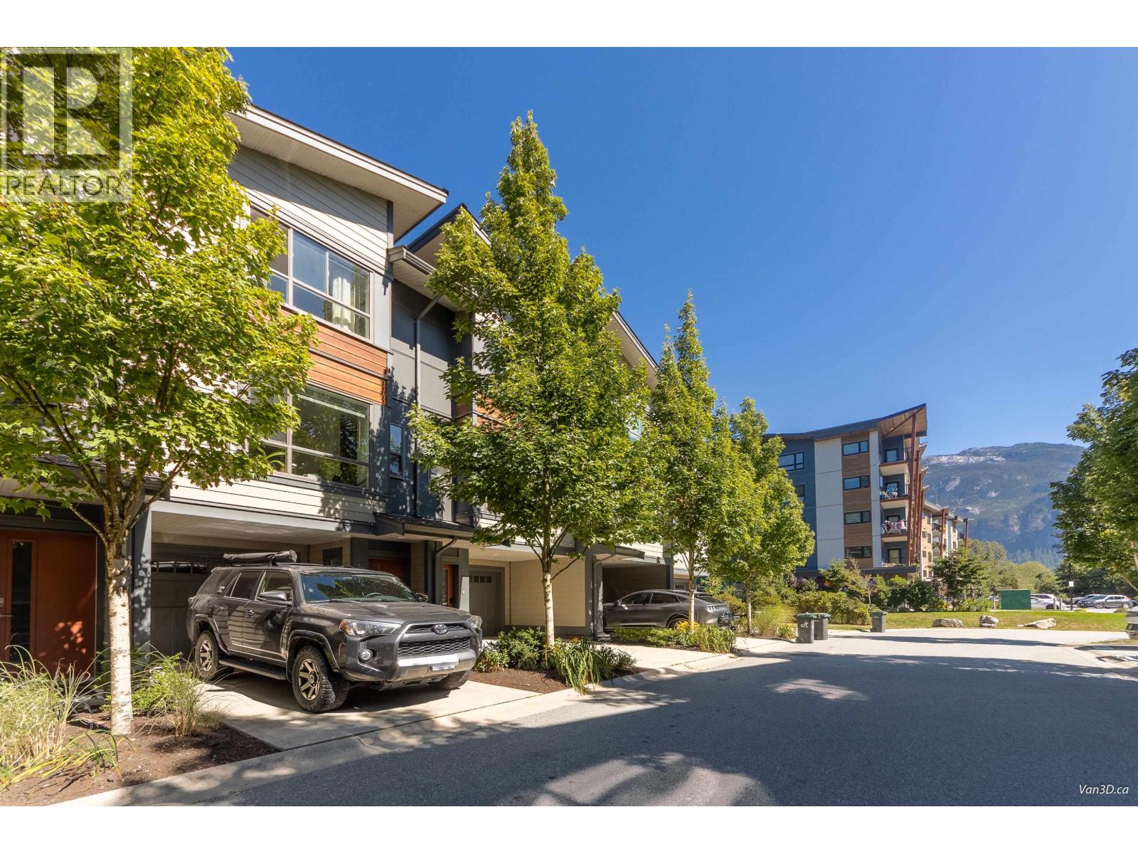 33 38684 BUCKLEY AVENUE, Squamish, British Columbia