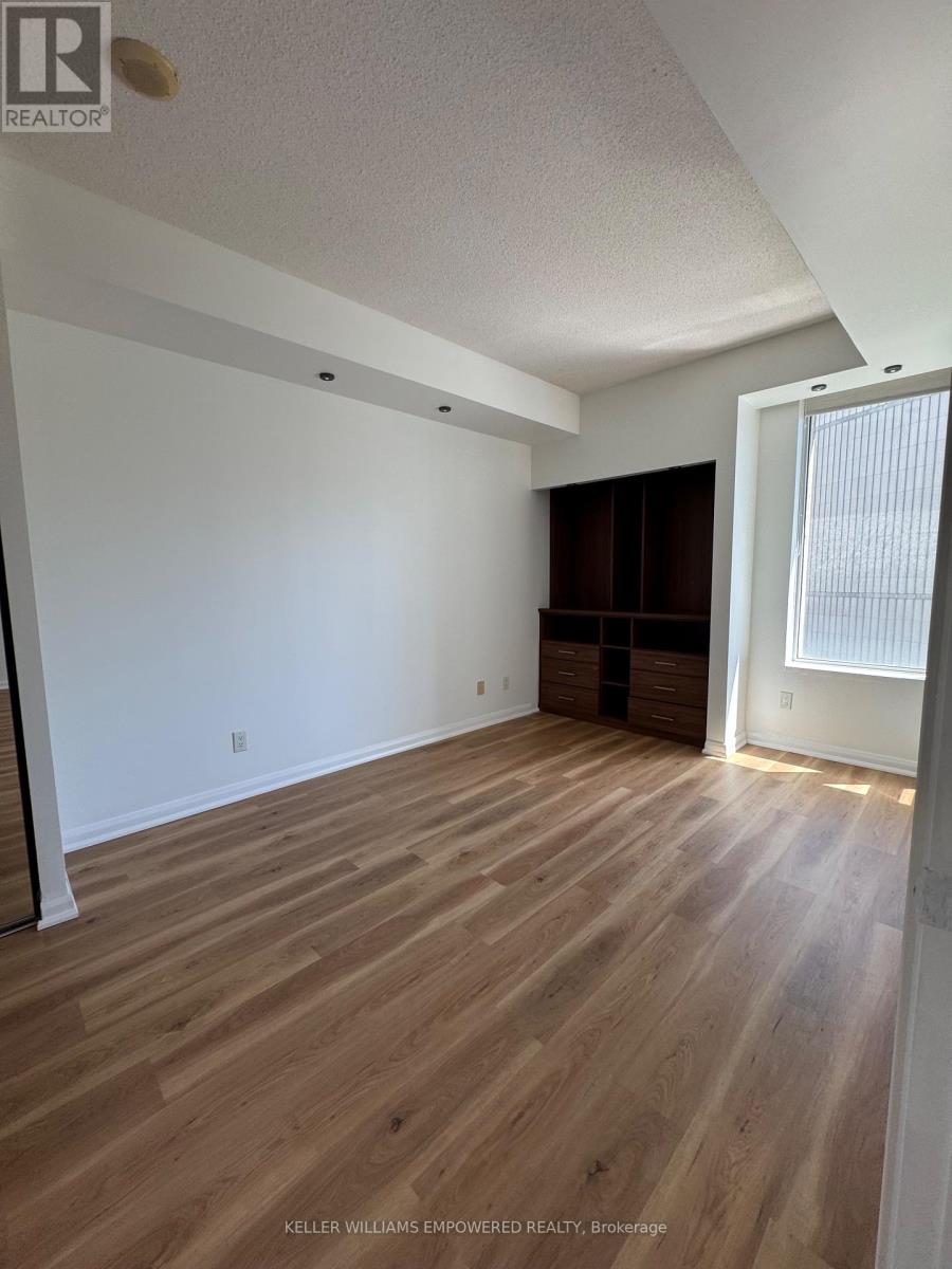 1708 - 111 Elizabeth Street, Toronto, Ontario  M5G 1P7 - Photo 15 - C12353967