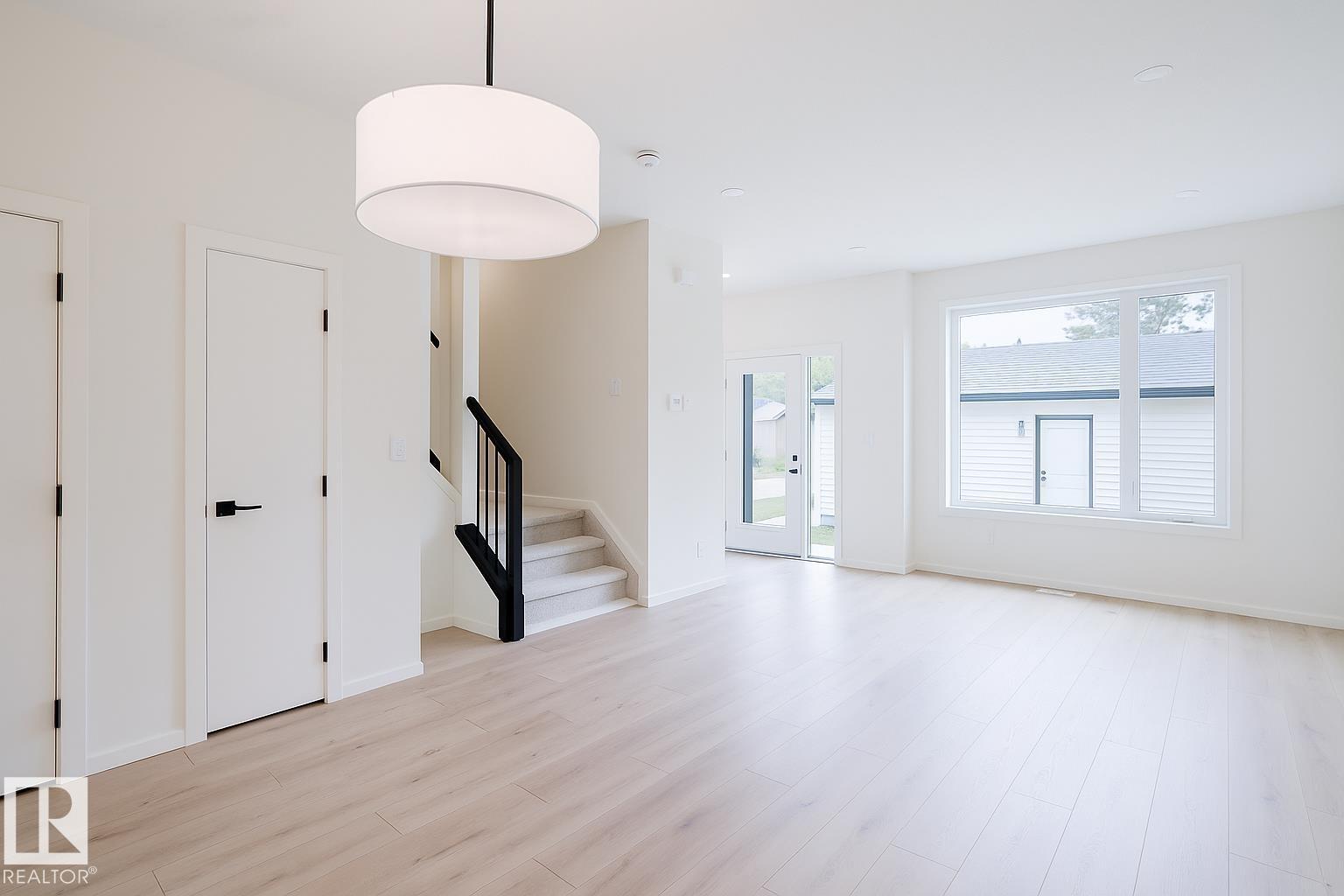 Property at 10463/65/67/69 159 ST NW image 3