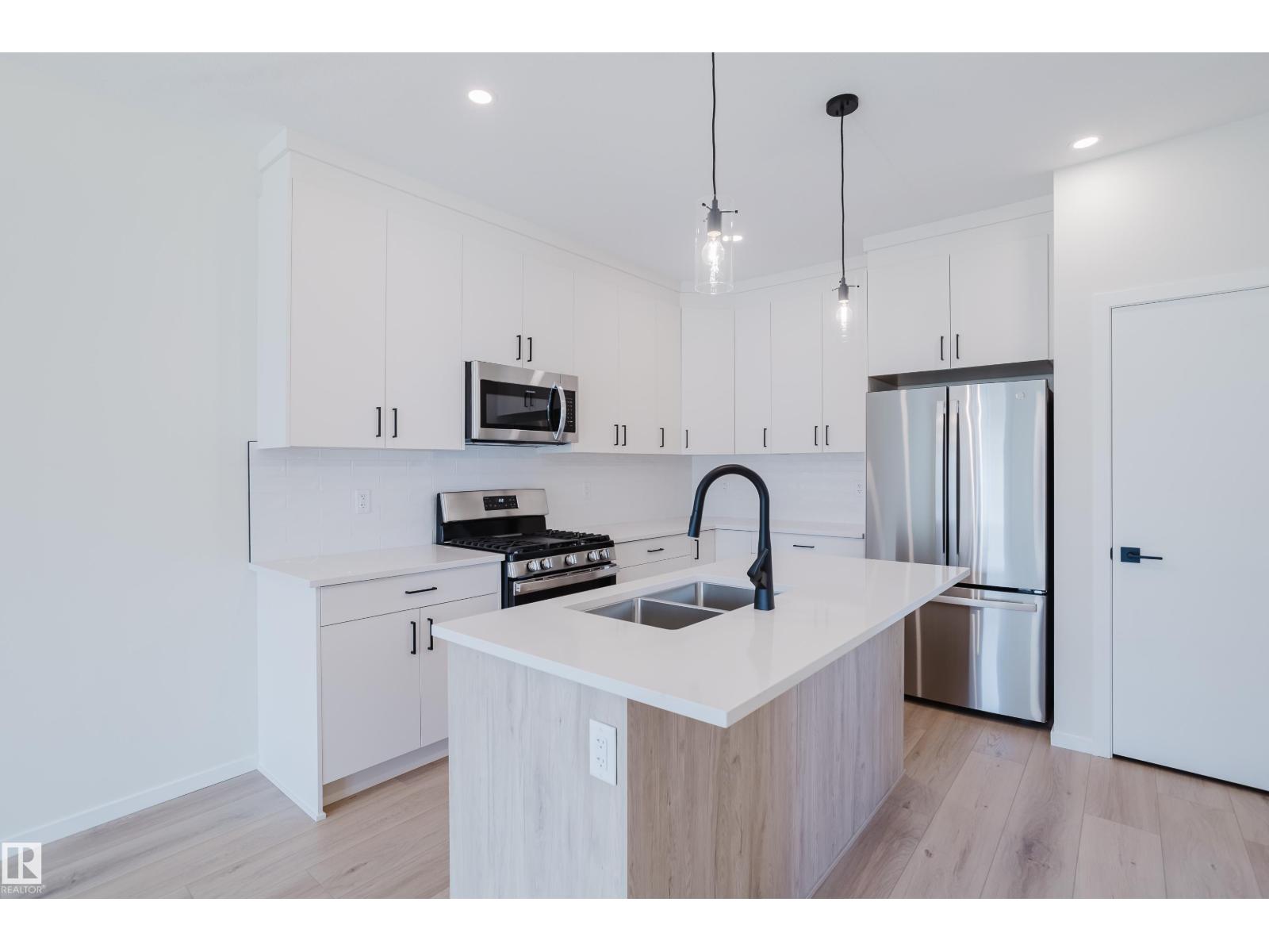 10463/65/67/69 159 St Nw, Edmonton, Alberta  T5P 3A8 - Photo 7 - E4449288