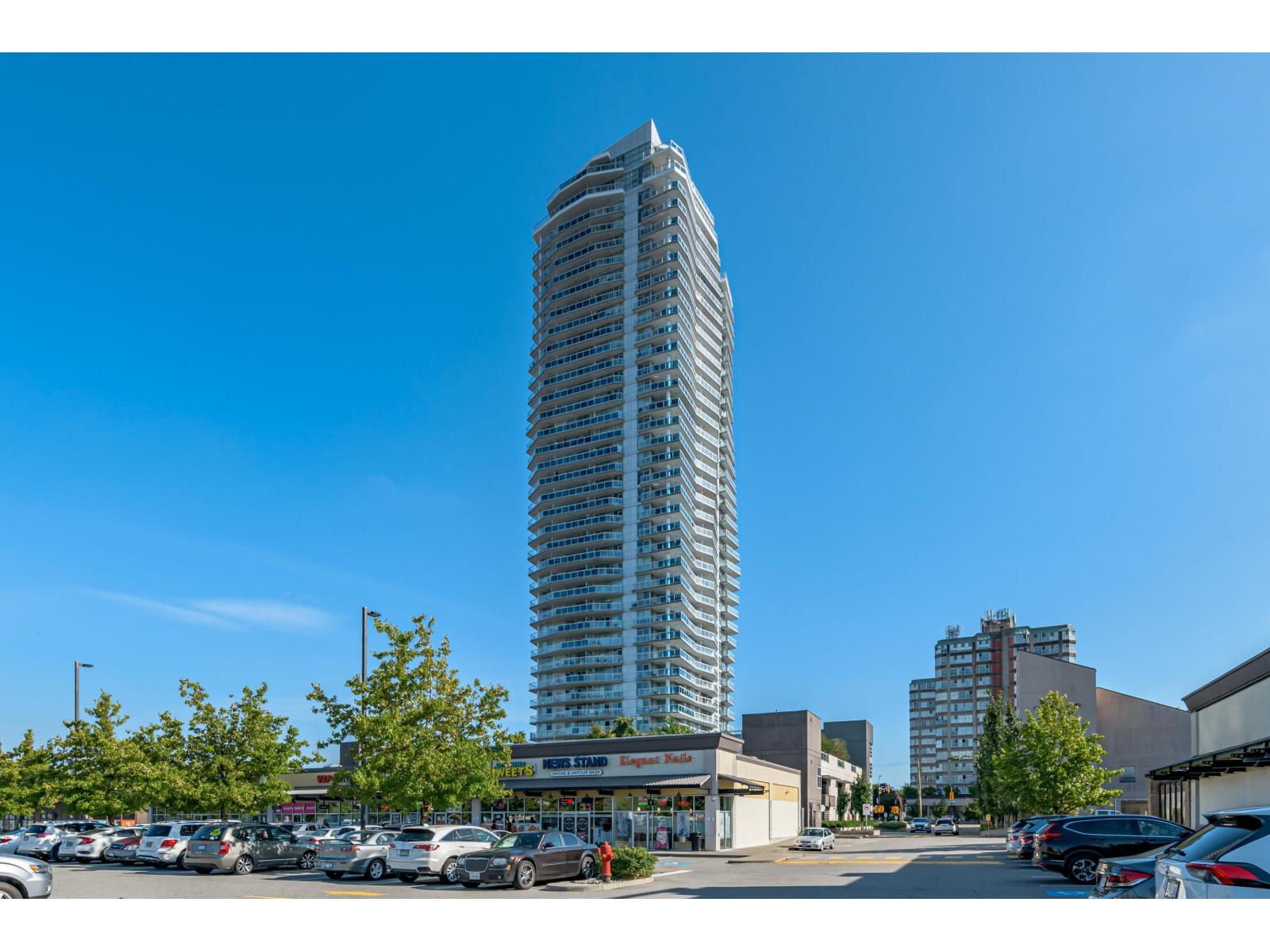 Property at 2105 11967 80 AVENUE image 3