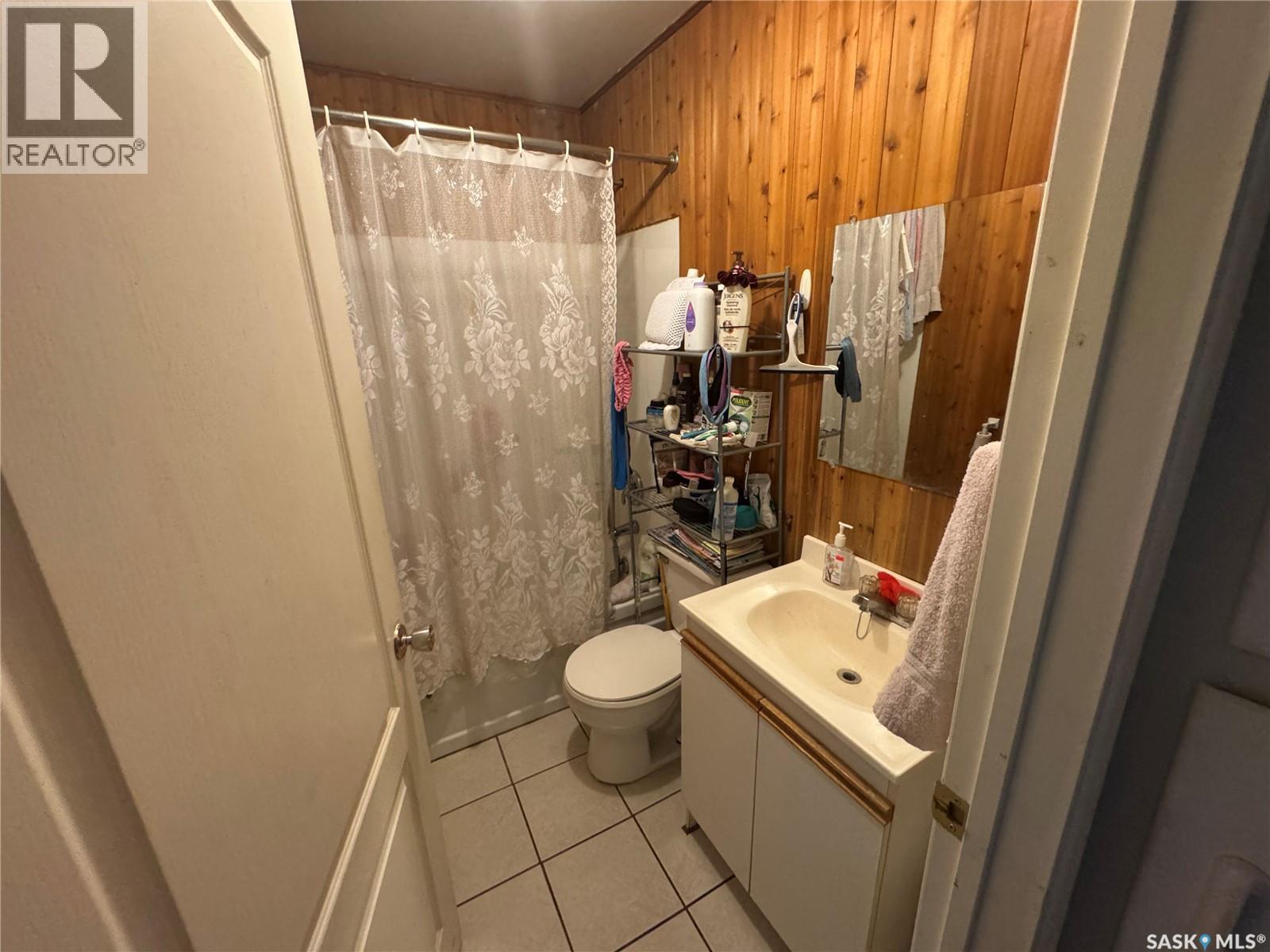 421 Mckenzie Street, Outlook, Saskatchewan  S0L 2N0 - Photo 14 - SK016078