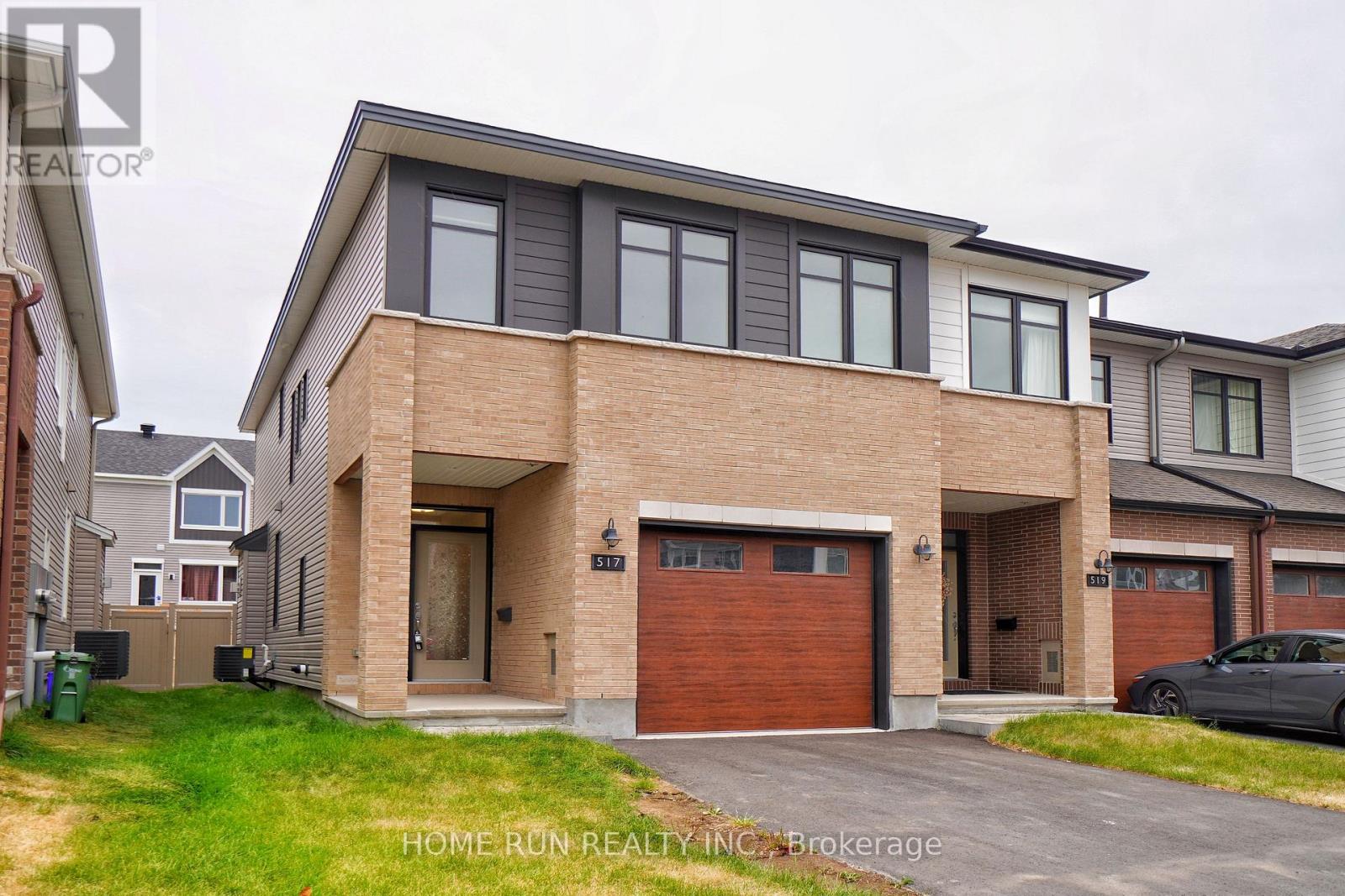 517 Sonmarg Crescent, Ottawa, Ontario  K2J 0V1 - Photo 2 - X12354018