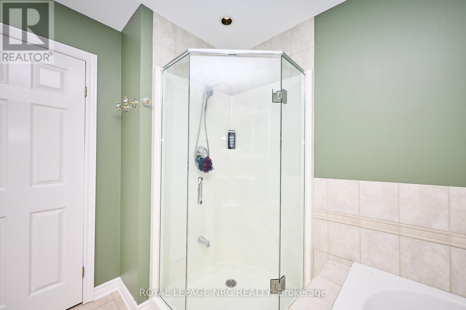 8105 Citation Road, Niagara Falls, Ontario  L2H 3H7 - Photo 24 - X12354000