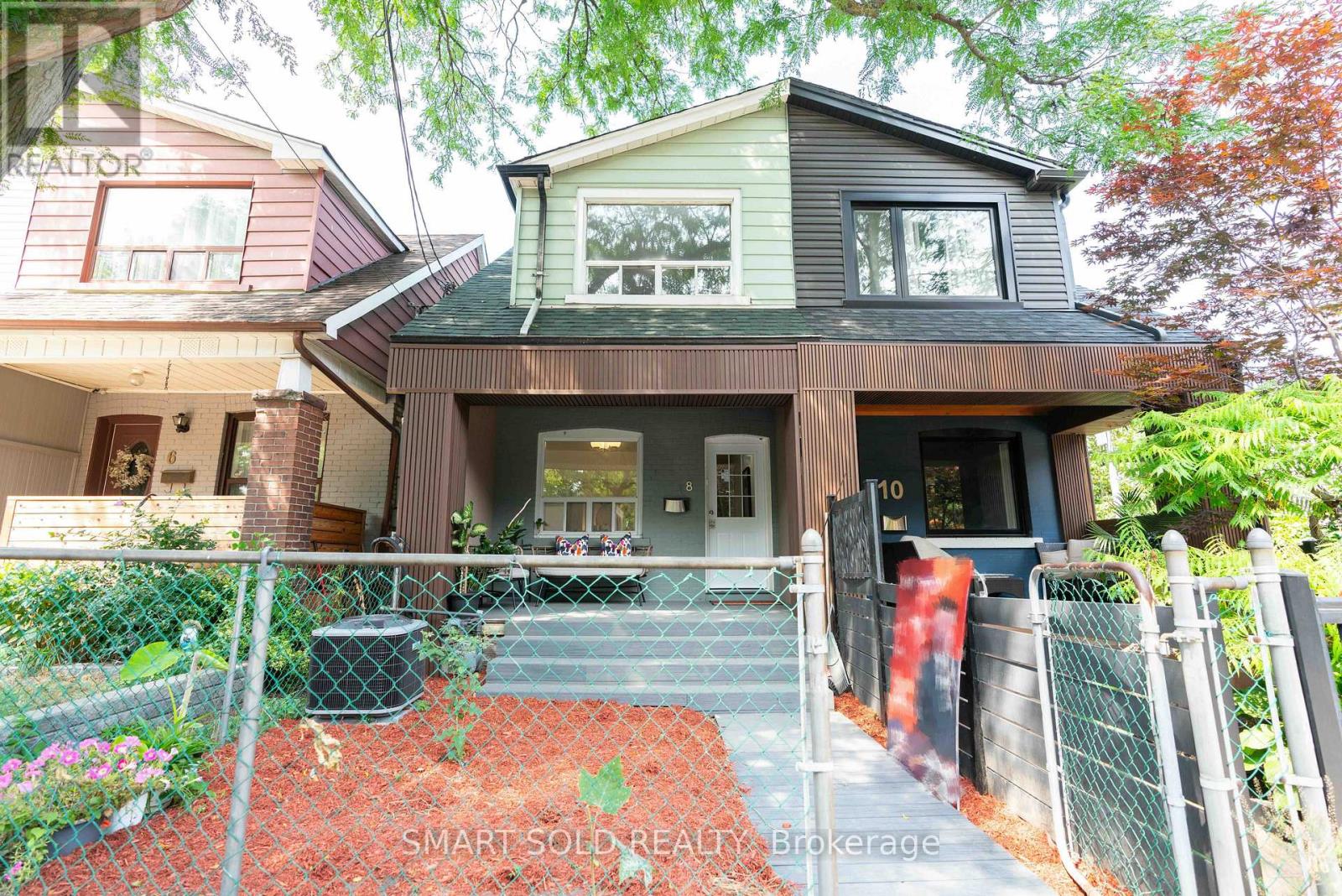 Property at 8 HANSON STREET image 1