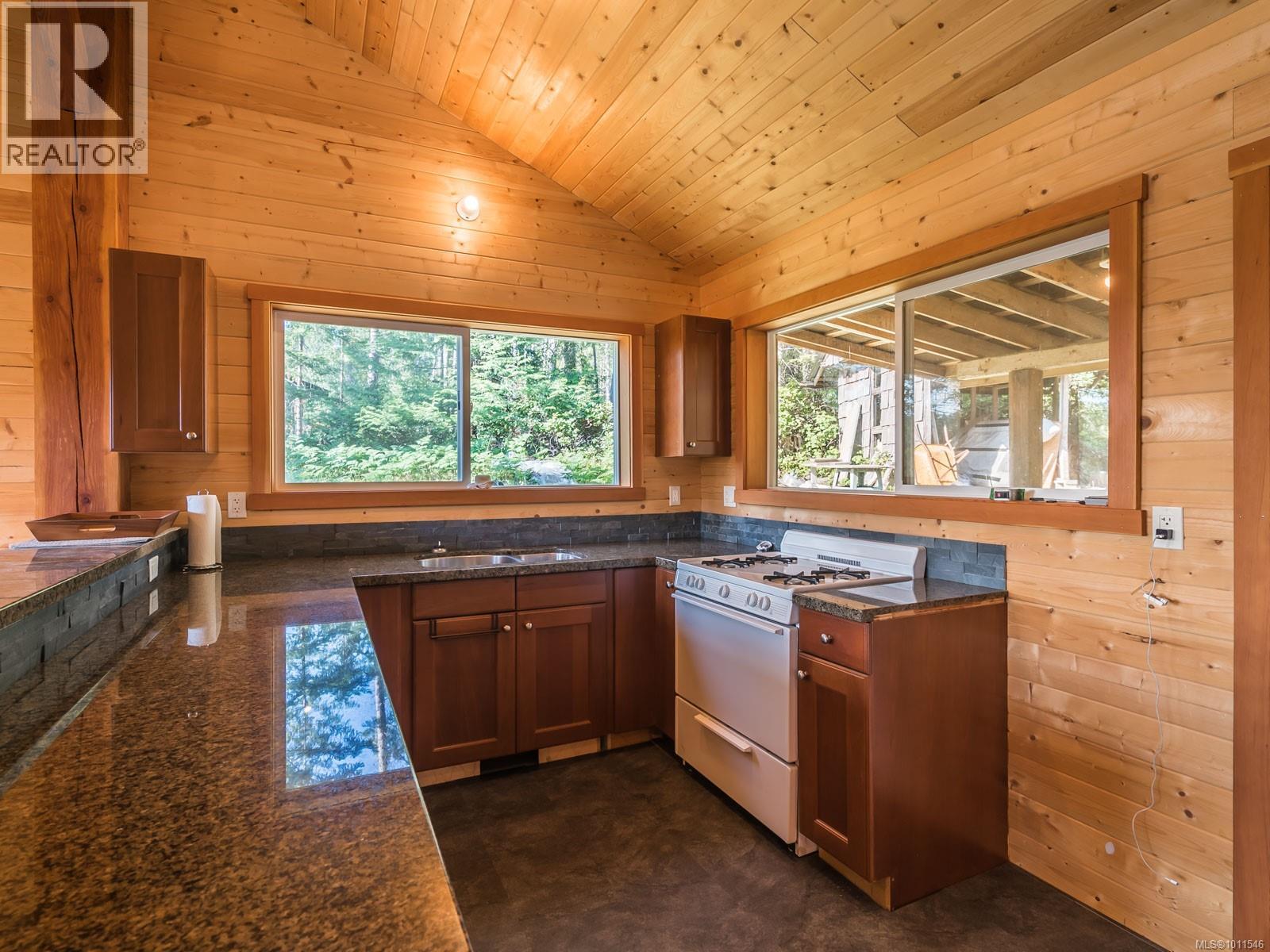 61 Spring Bay Rd, Lasqueti Island, British Columbia  V0R 2J0 - Photo 6 - 1011546