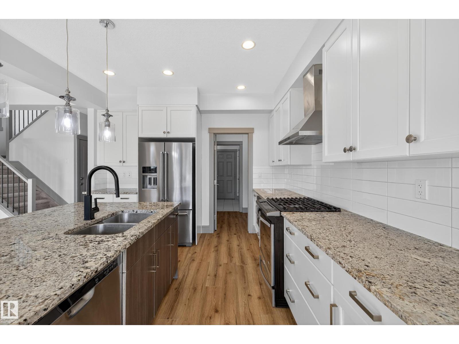 3608 Parker Cl Sw, Edmonton, Alberta  T6W 3A9 - Photo 10 - E4453779