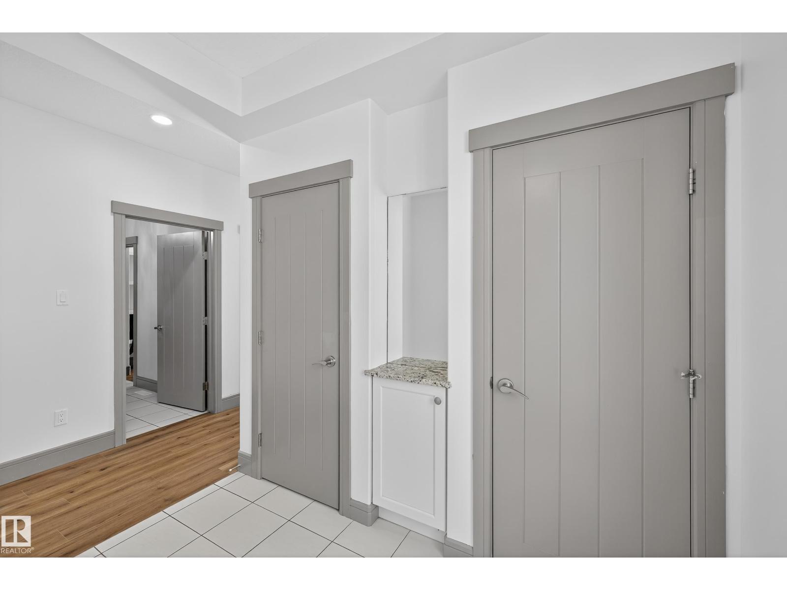 3608 Parker Cl Sw, Edmonton, Alberta  T6W 3A9 - Photo 3 - E4453779