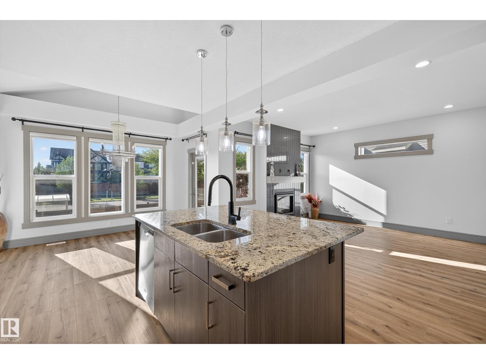 3608 Parker Cl Sw, Edmonton, Alberta  T6W 3A9 - Photo 8 - E4453779