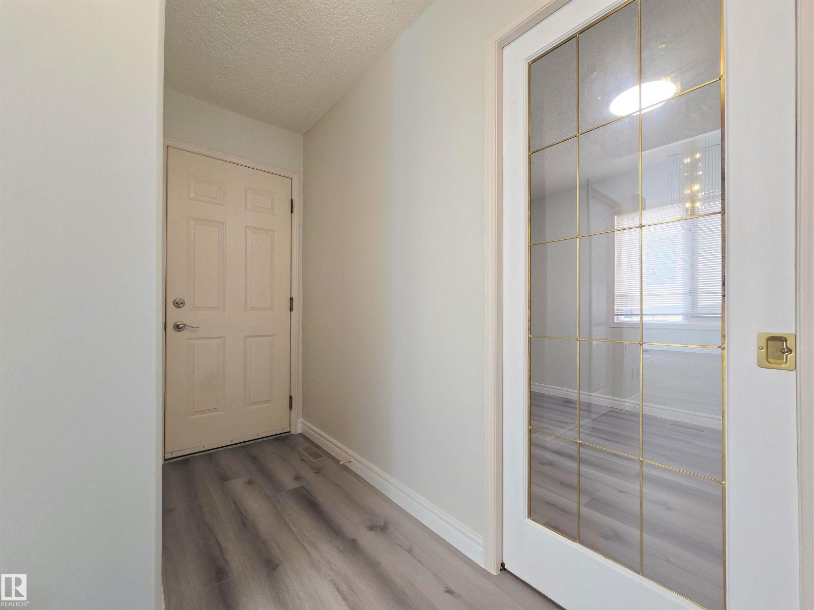 Property at 738 Burton CR NW image 5