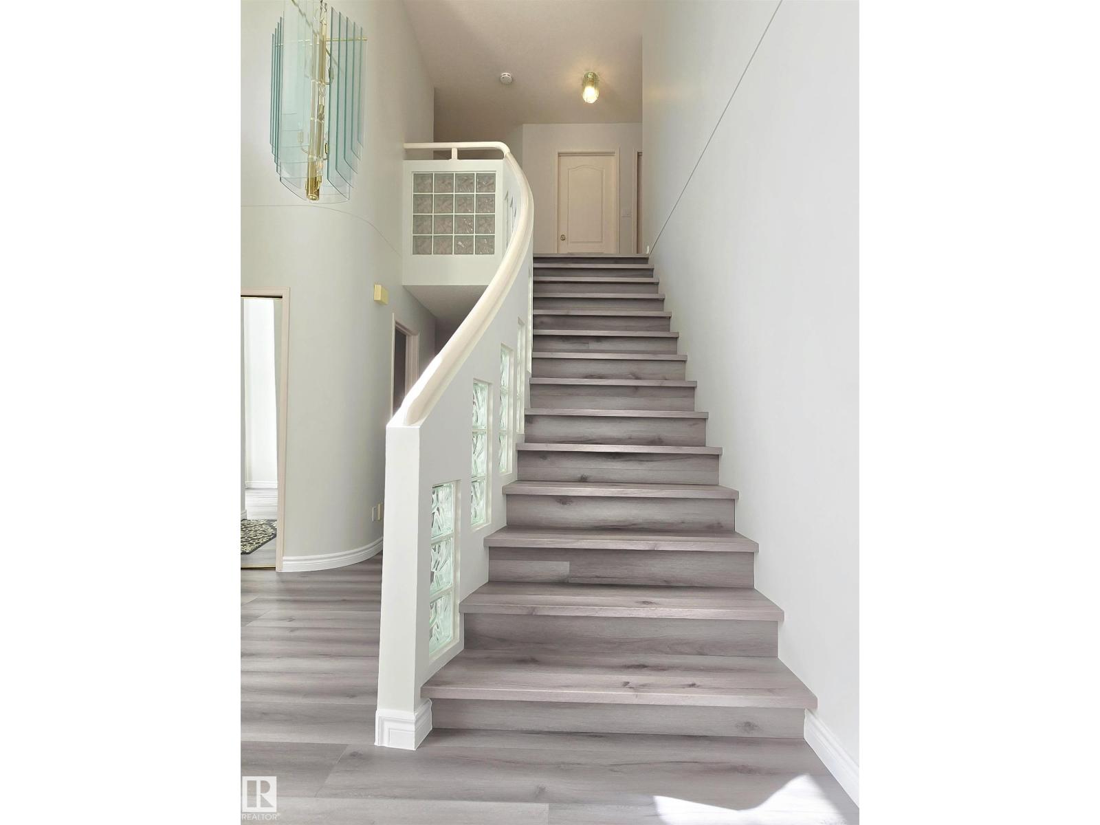 738 Burton Cr Nw, Edmonton, Alberta  T6R 2J3 - Photo 21 - E4453780