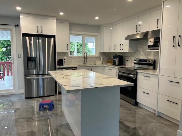 Property at 27522 31A AVENUE image 4
