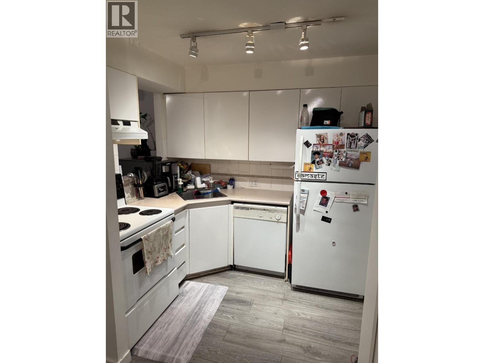 305 888 Pacific Avenue, Vancouver, British Columbia  V6Z 2S6 - Photo 8 - R3038700