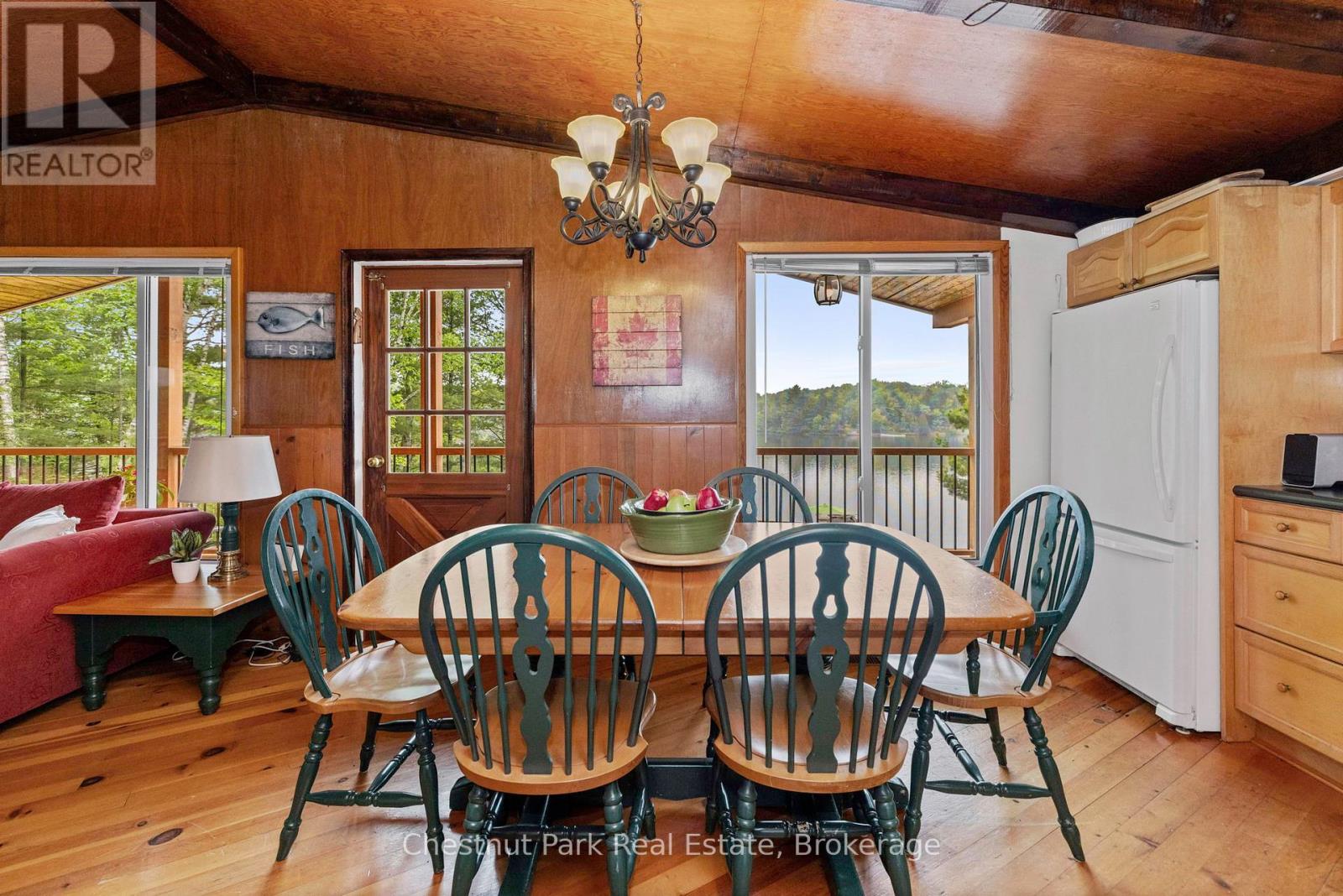 4 Mallard Lane, Lake Of Bays, Ontario  P0B 1A0 - Photo 10 - X12354080
