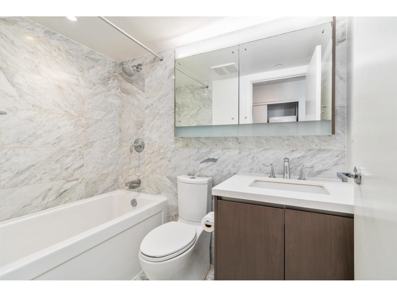 607 13750 100 Avenue, Surrey, British Columbia  V3T 0L3 - Photo 7 - R3038866