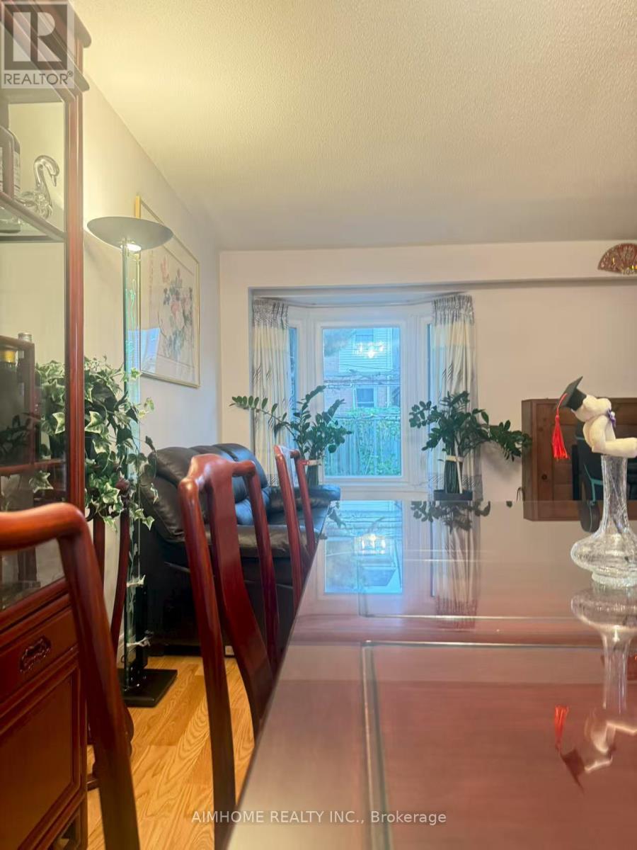 42 Sandyhook Square, Toronto, Ontario  M1W 3N5 - Photo 4 - E12354023