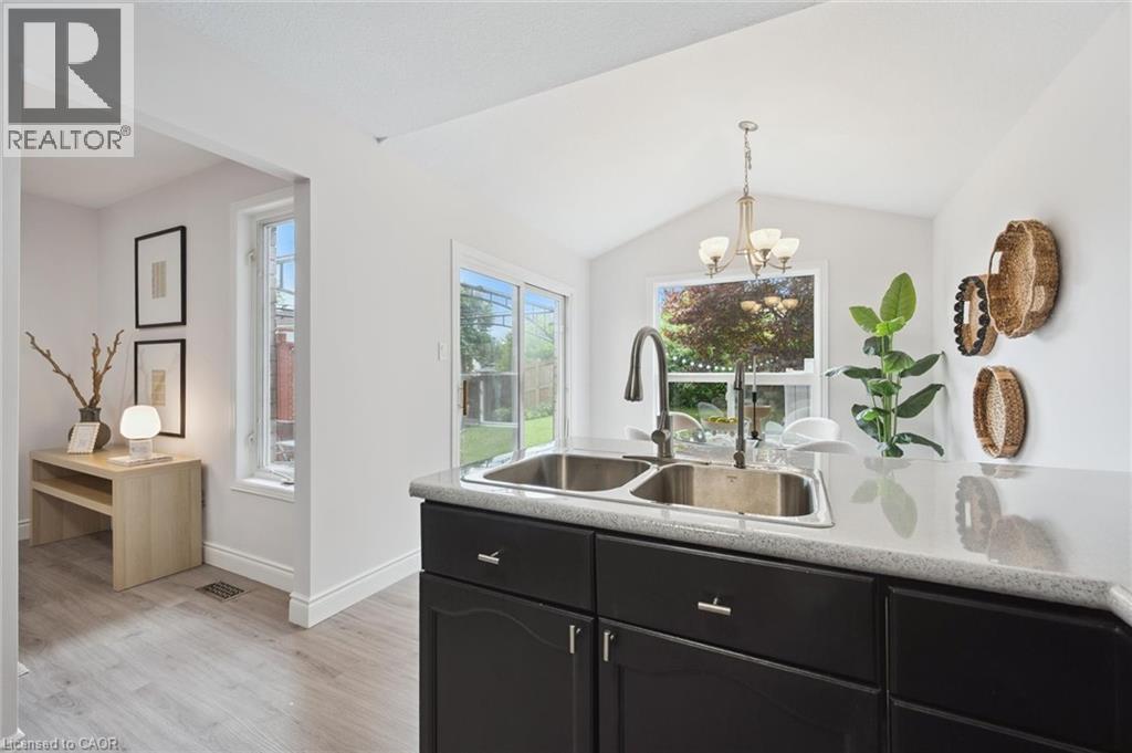 Property at 130 SILURIAN Drive image 4
