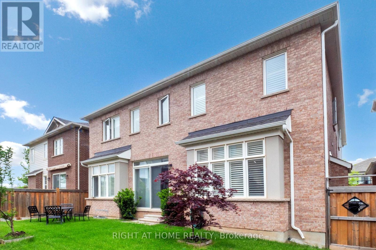 421 Ginger Gate N, Oakville, Ontario  L6M 1N2 - Photo 43 - W12354034