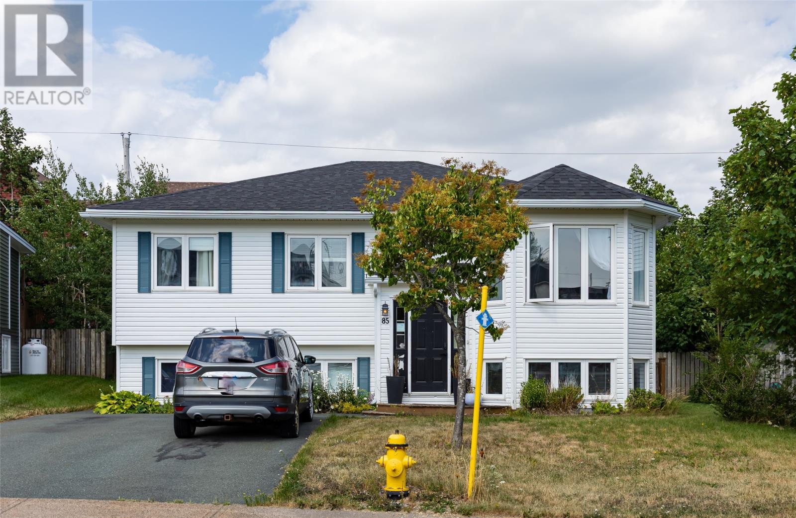 Property at 85 Parkhill Street image 2