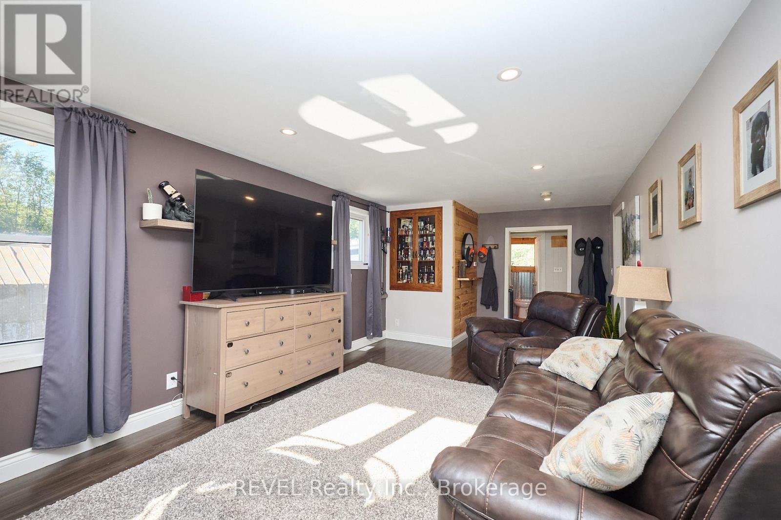9197 Sodom Road, Niagara Falls, Ontario  L2E 6S6 - Photo 20 - X12354055