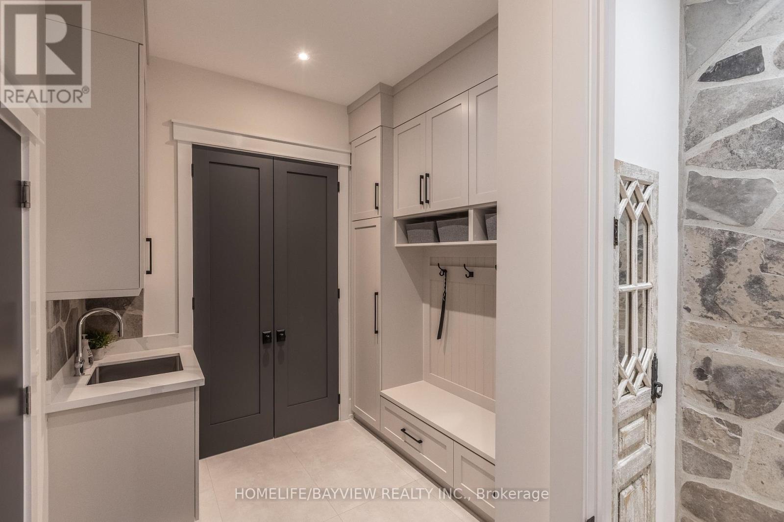 17 Jasmine Crescent, Whitchurch-Stouffville (Ballantrae), Ontario  L4A 3H4 - Photo 16 - N12354058