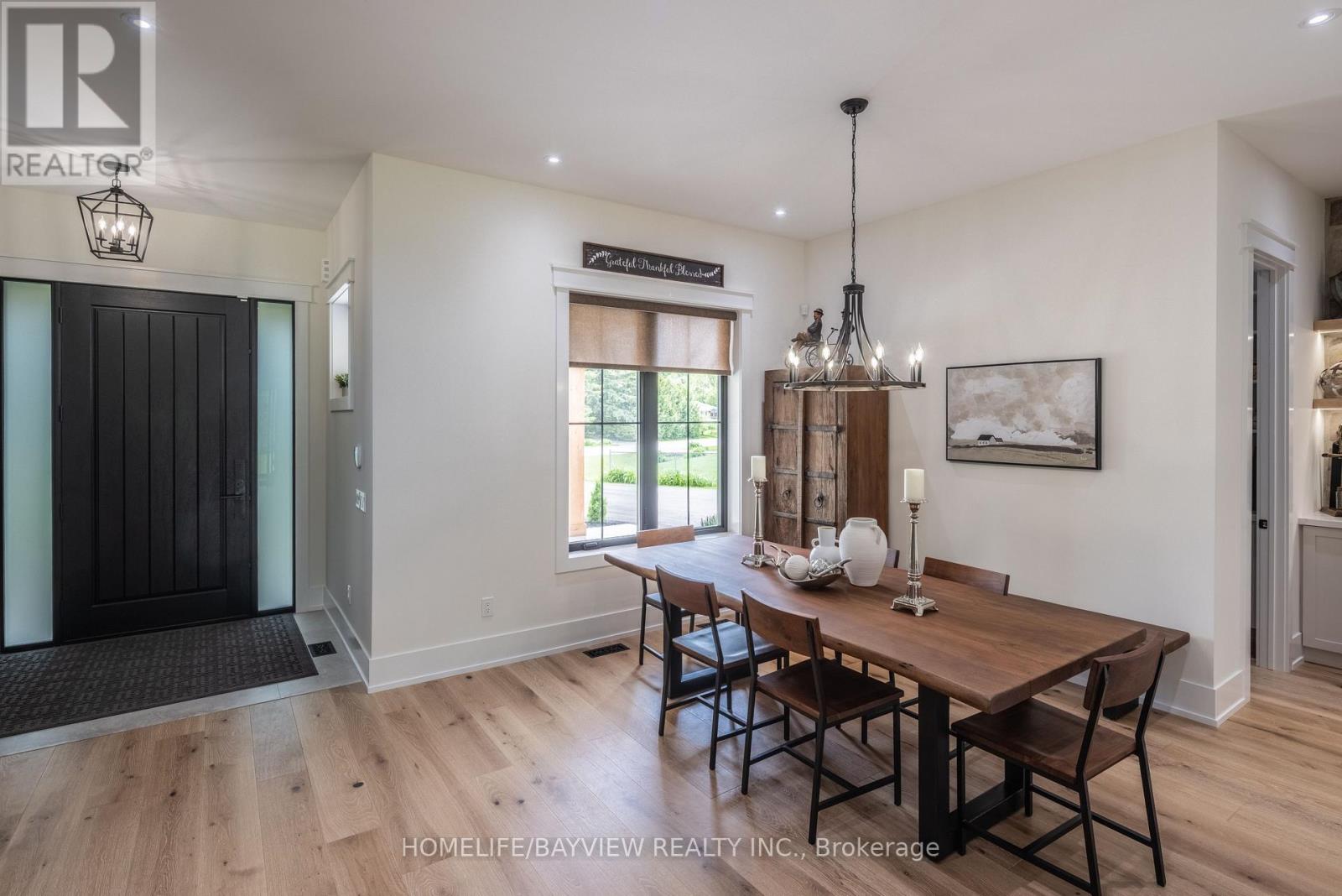 17 Jasmine Crescent, Whitchurch-Stouffville (Ballantrae), Ontario  L4A 3H4 - Photo 6 - N12354058