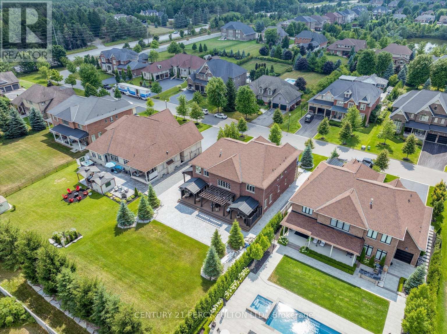 13 Country Club Crescent, Uxbridge, Ontario  L9P 0B8 - Photo 50 - N12354064