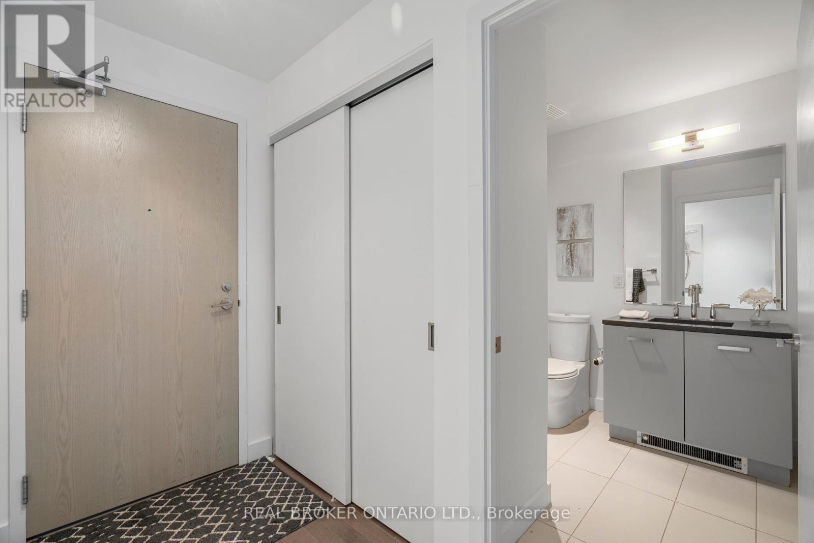 1208 - 224 Lyon Street N, Ottawa, Ontario  K1R 0C1 - Photo 19 - X12354099