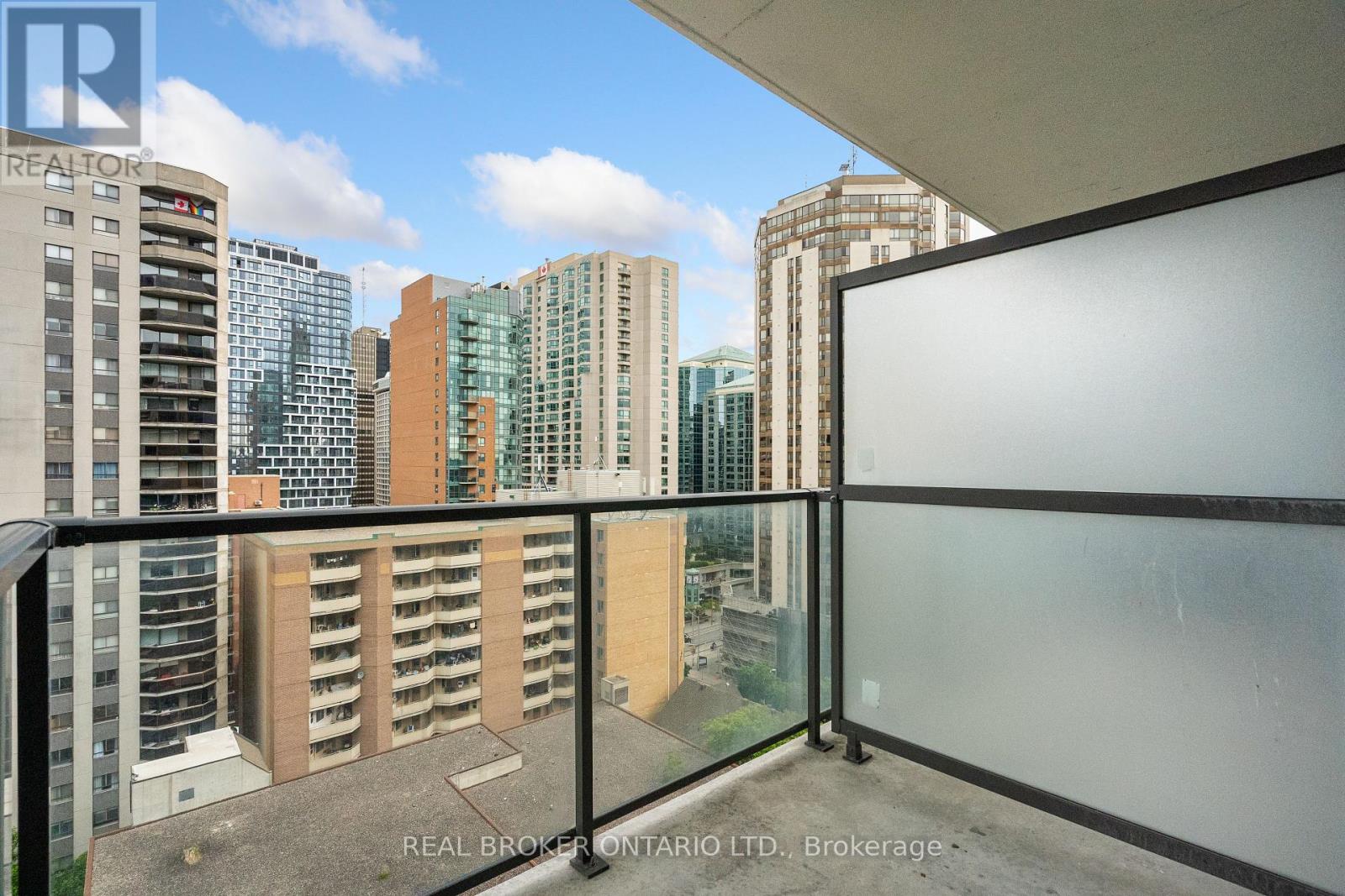1208 - 224 Lyon Street N, Ottawa, Ontario  K1R 0C1 - Photo 25 - X12354099