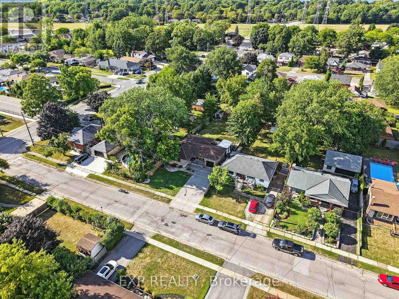 6859 Wills Street, Niagara Falls, Ontario  L2J 1Y6 - Photo 47 - X12354114