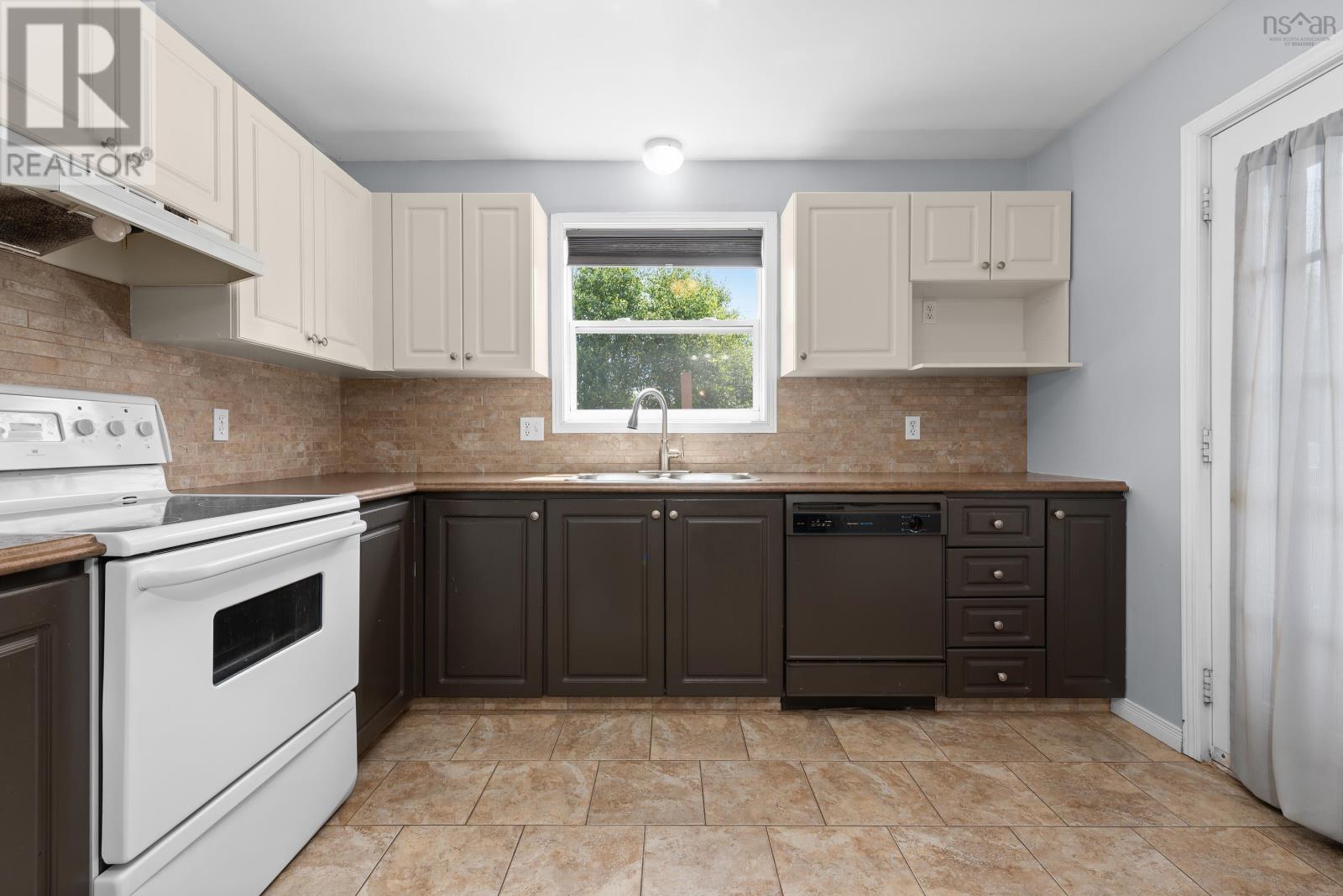 251 Melrose Crescent, Eastern Passage, Nova Scotia  B3G 1P7 - Photo 7 - 202520753