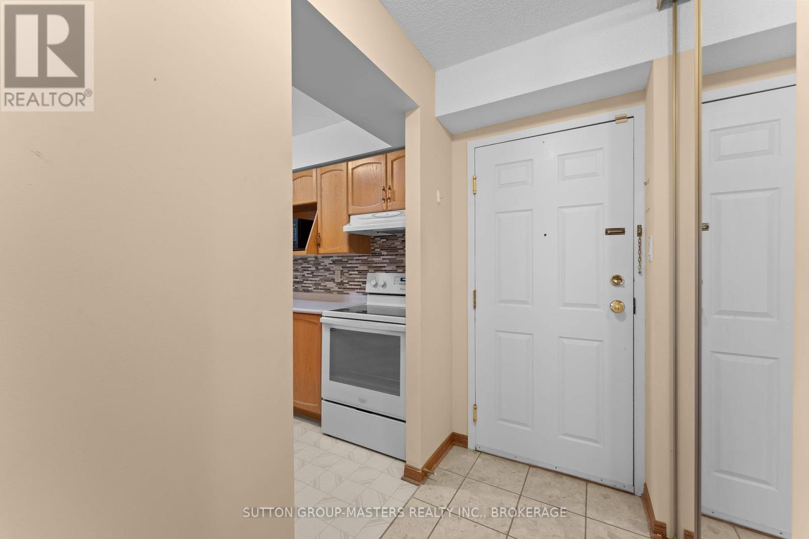 311 - 675 Davis Drive, Kingston, Ontario  K7M 8L5 - Photo 5 - X12354134