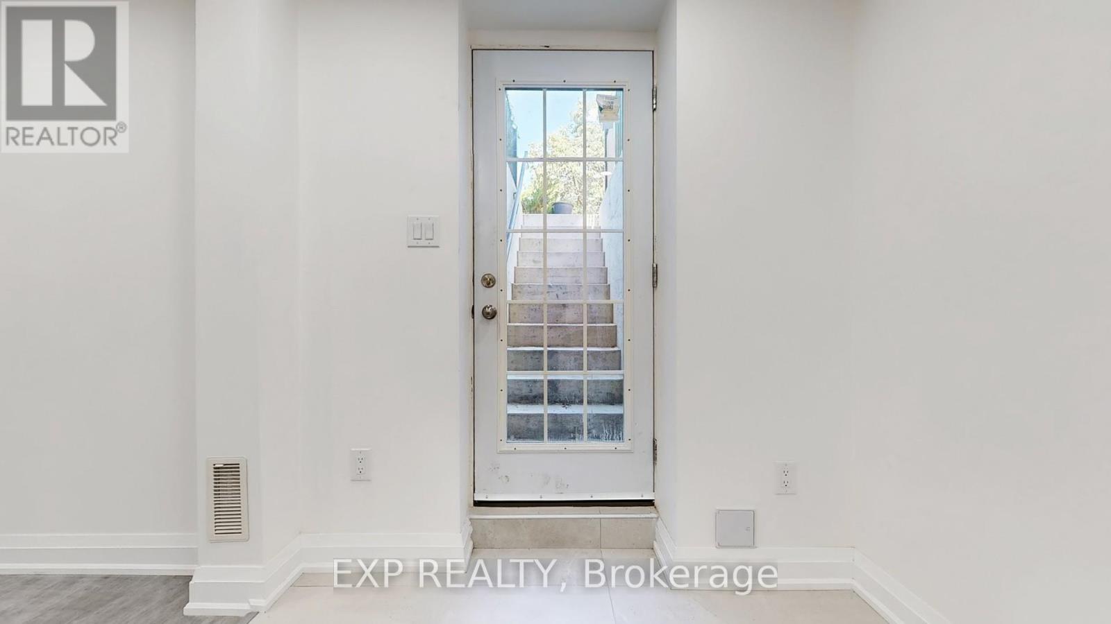 Bsmt - 33 Native Landing, Brampton, Ontario  L6X 5B1 - Photo 27 - W12354097