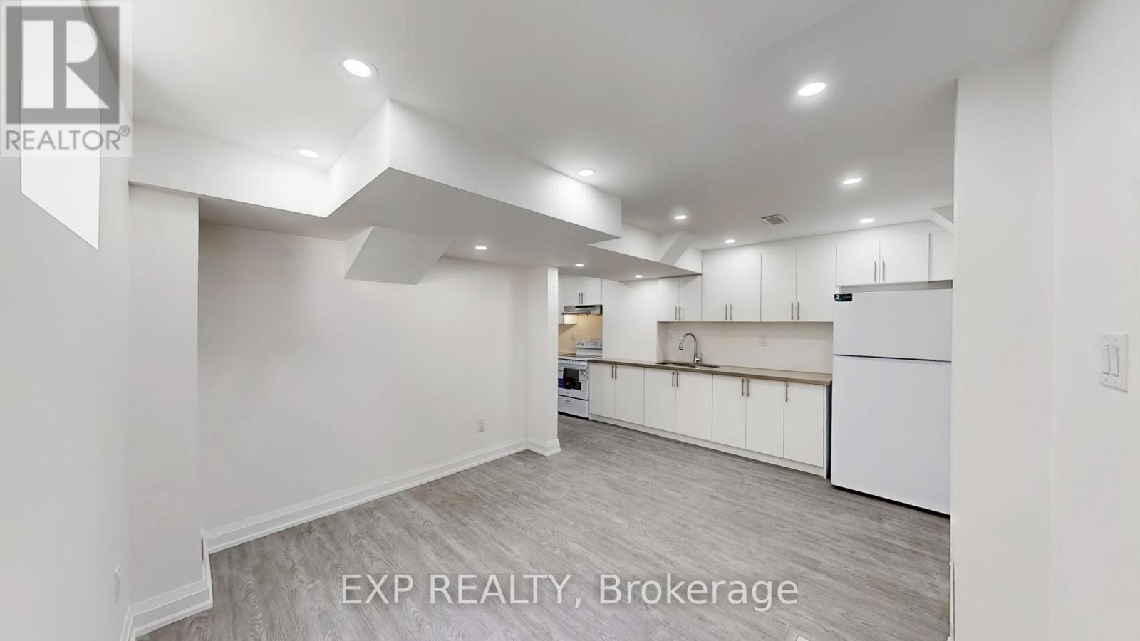 Bsmt - 33 Native Landing, Brampton, Ontario  L6X 5B1 - Photo 4 - W12354097