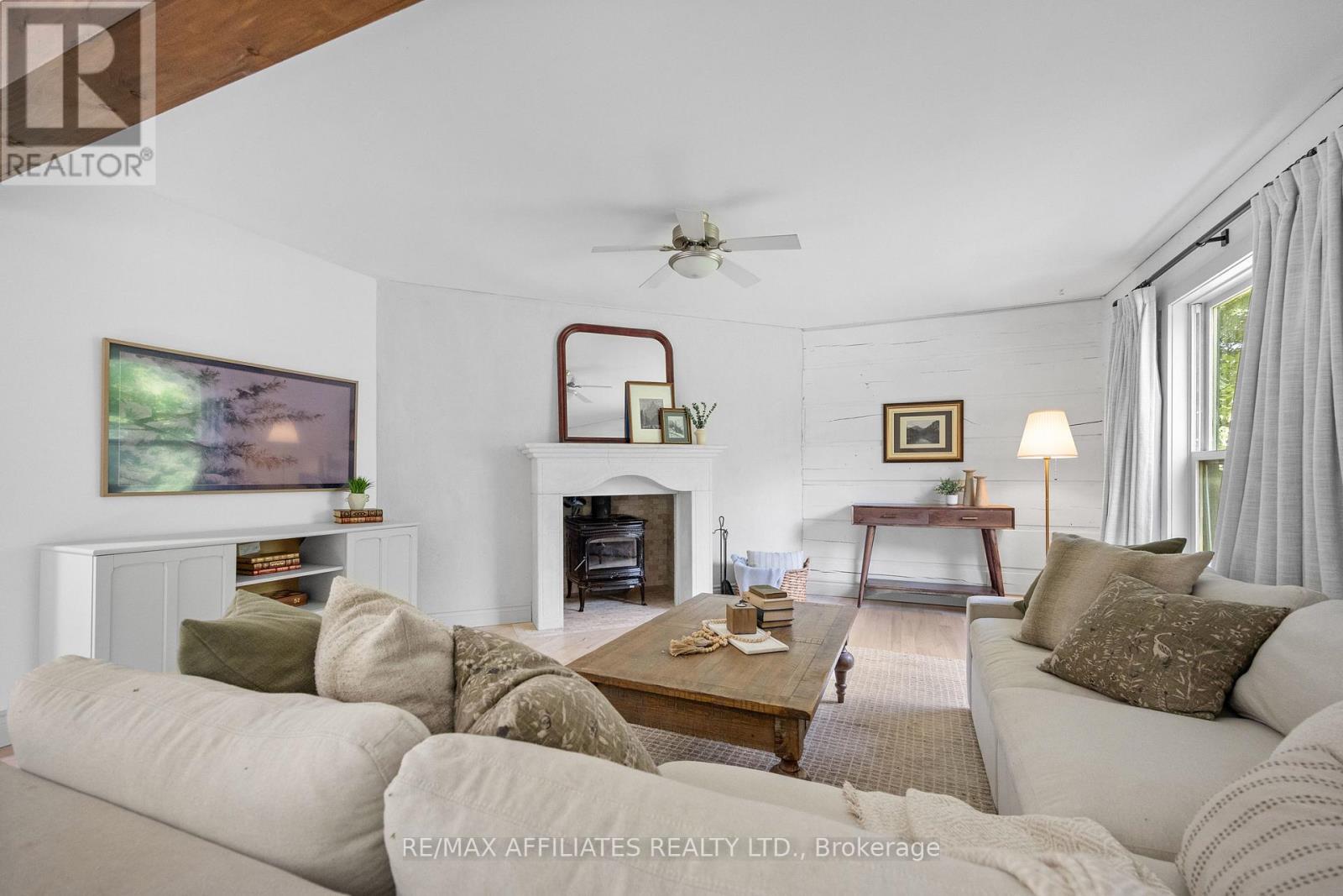 1727 Fallbrook Road, Tay Valley, Ontario  K0G 1A0 - Photo 11 - X12354123